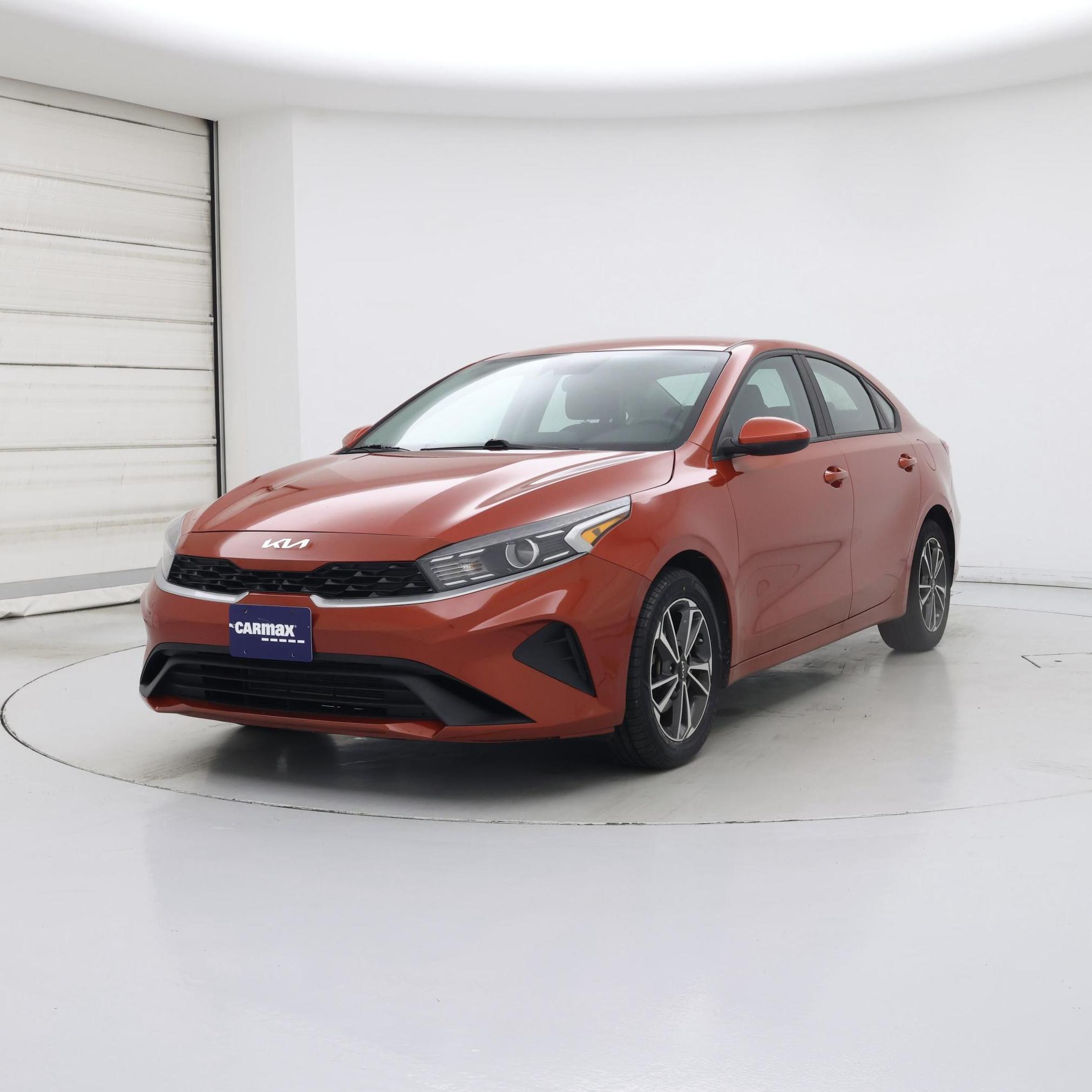 Thumbnail: 2022 Kia Forte - 4