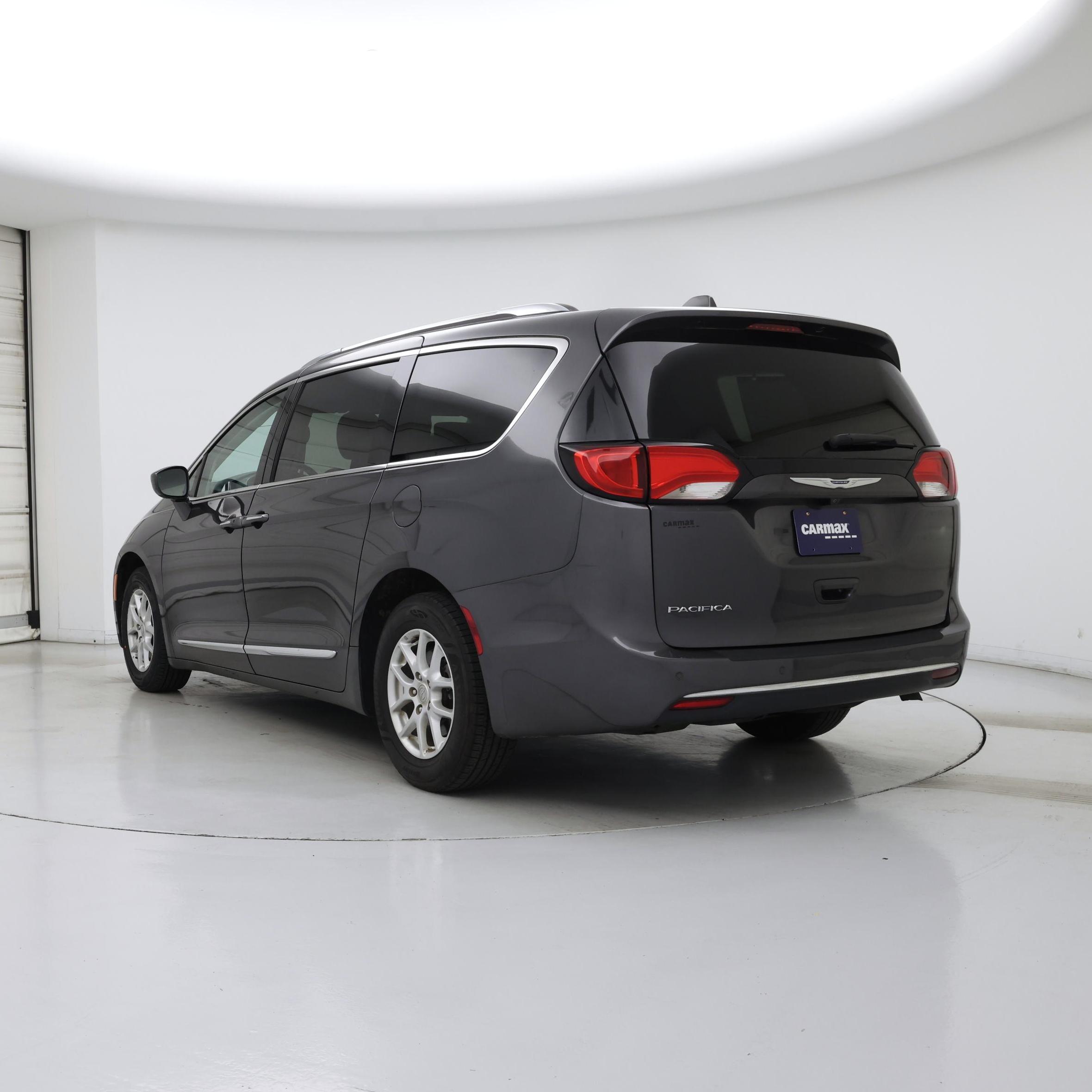 Thumbnail: 2020 Chrysler Pacifica - 2
