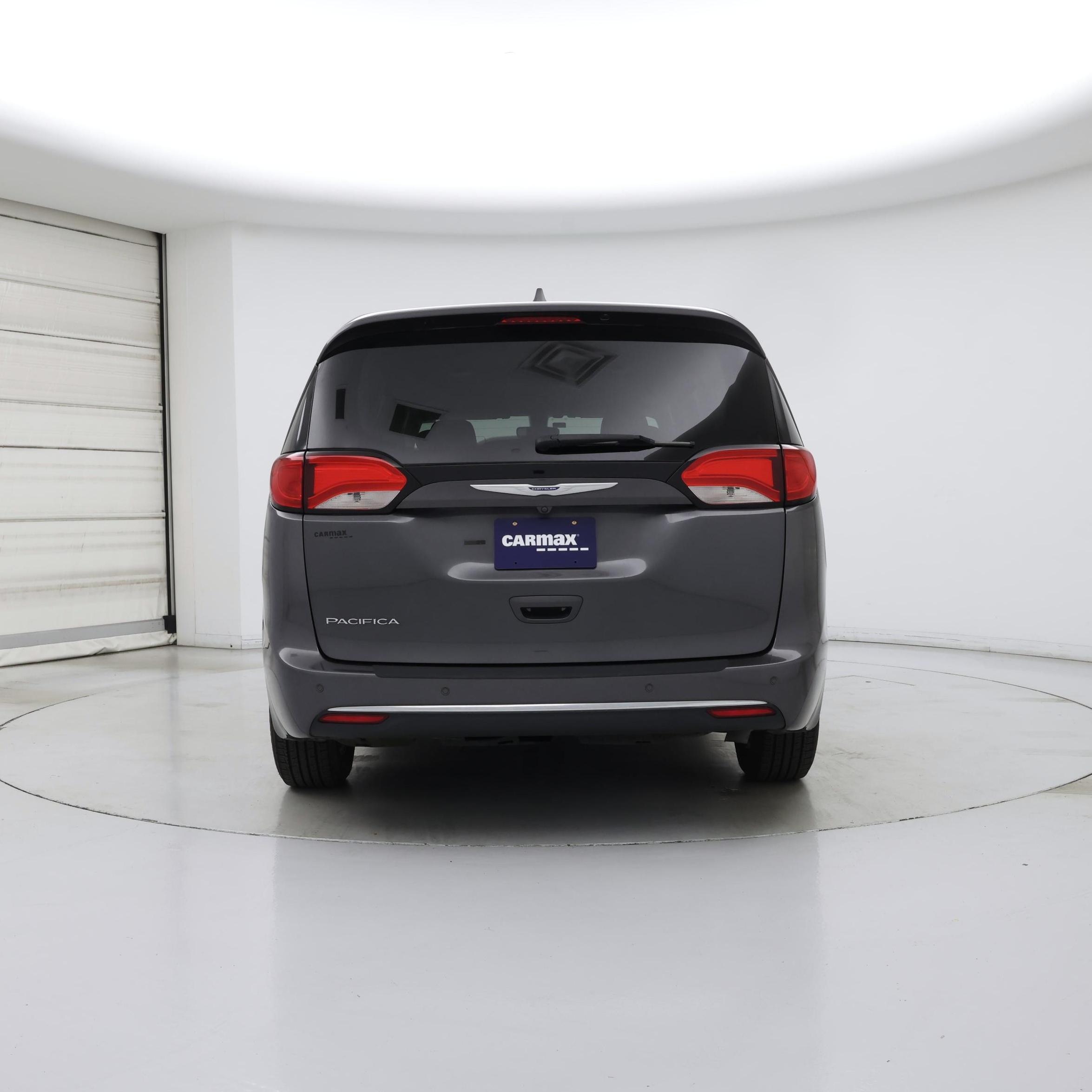 Thumbnail: 2020 Chrysler Pacifica - 6