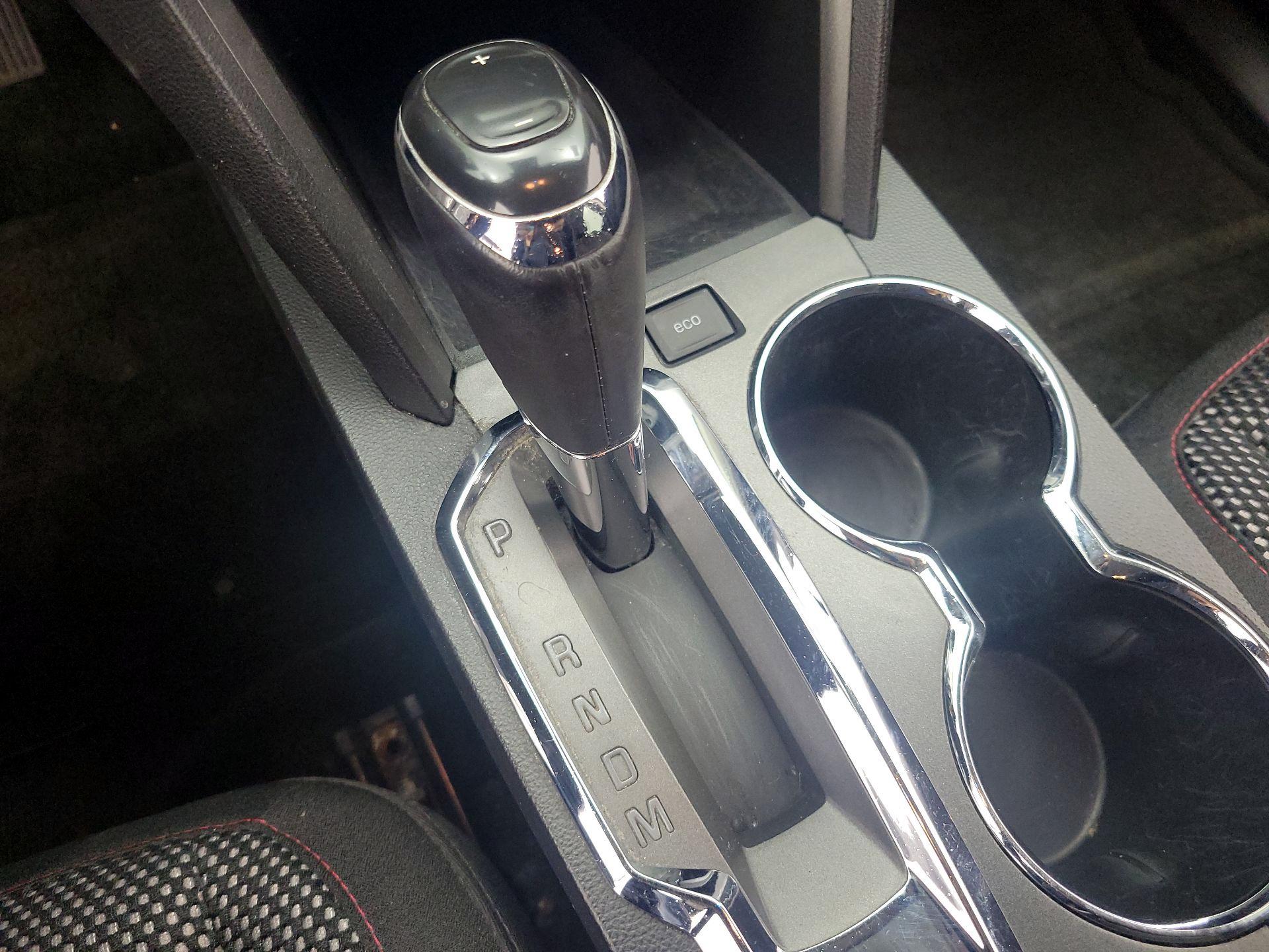 Thumbnail: 2017 Chevrolet Equinox - 16