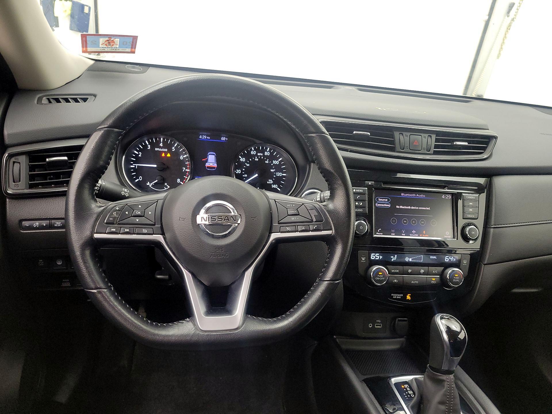 Thumbnail: 2020 Nissan Rogue - 10