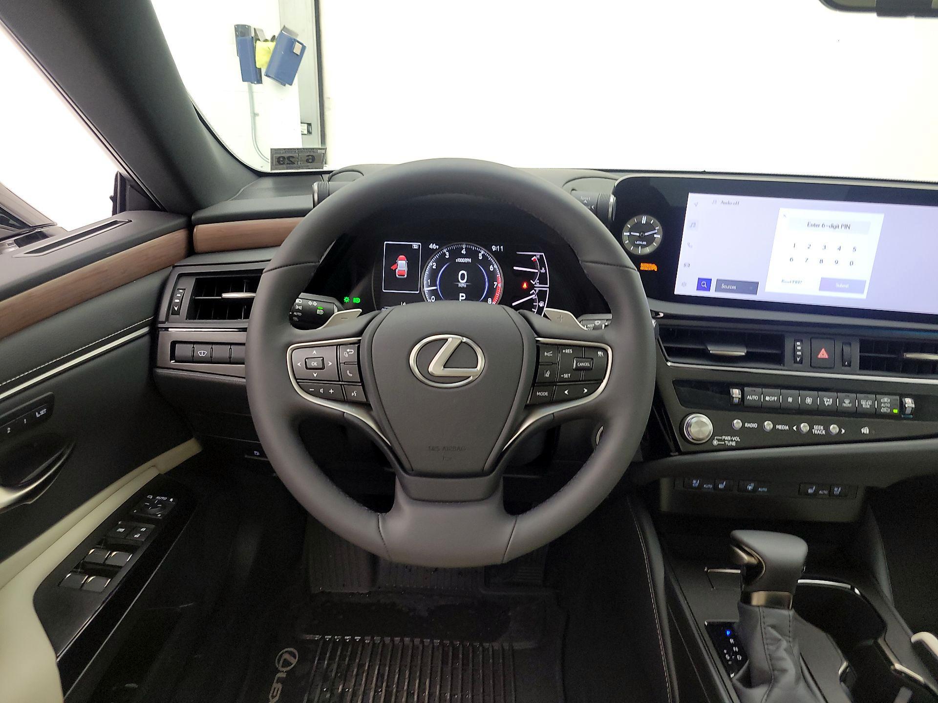 Thumbnail: 2024 Lexus ES - 10