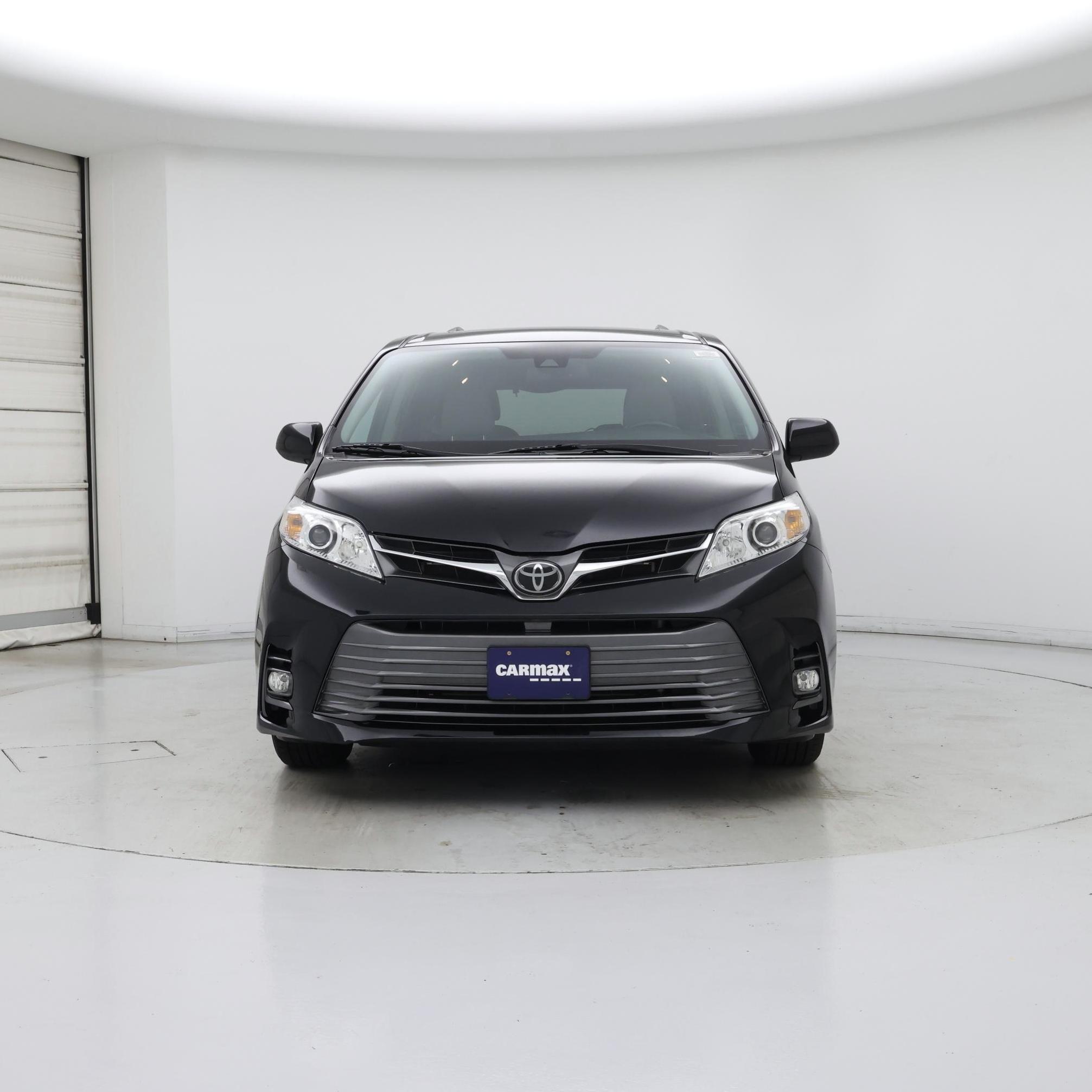 Thumbnail: 2020 Toyota Sienna - 5