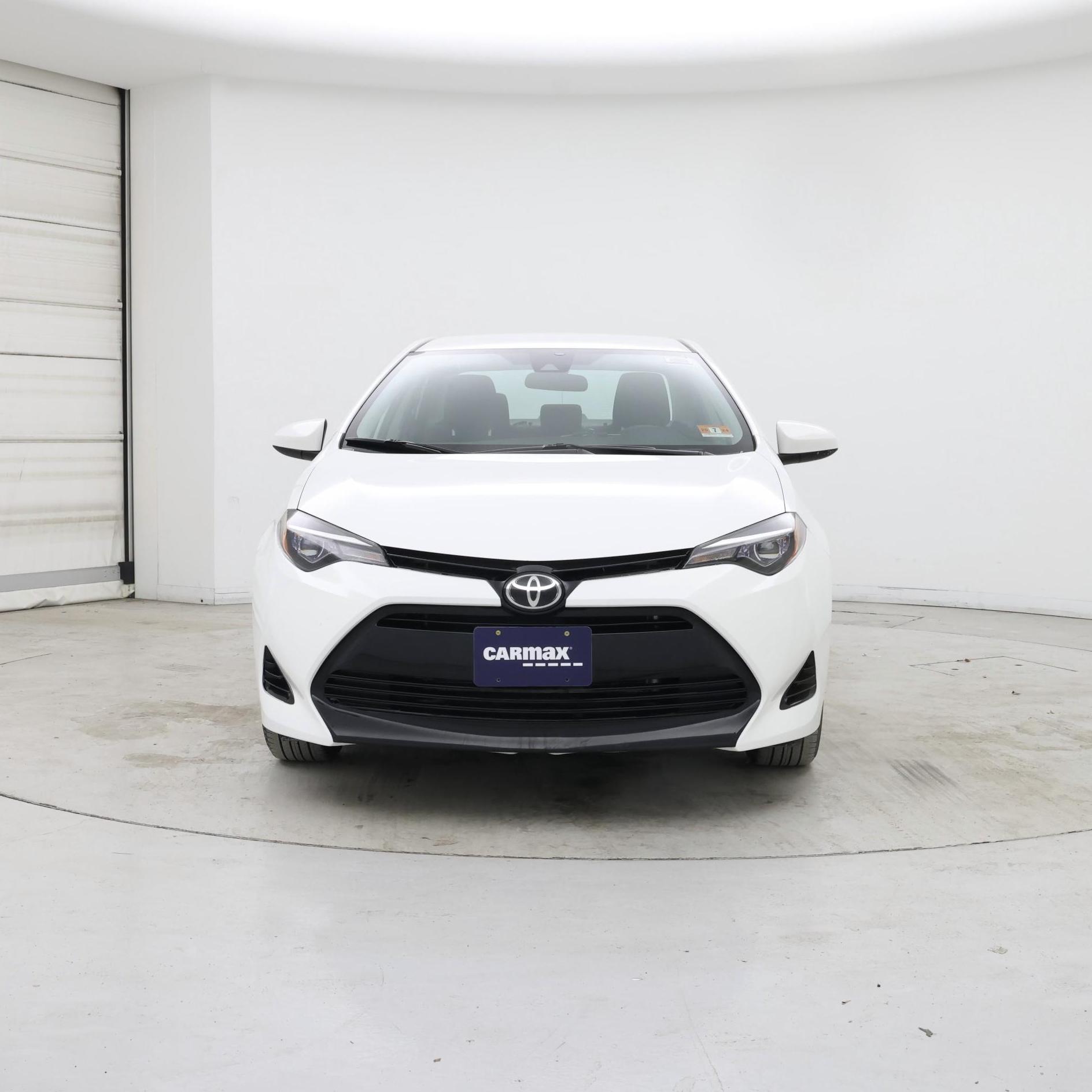 Thumbnail: 2017 Toyota Corolla - 5