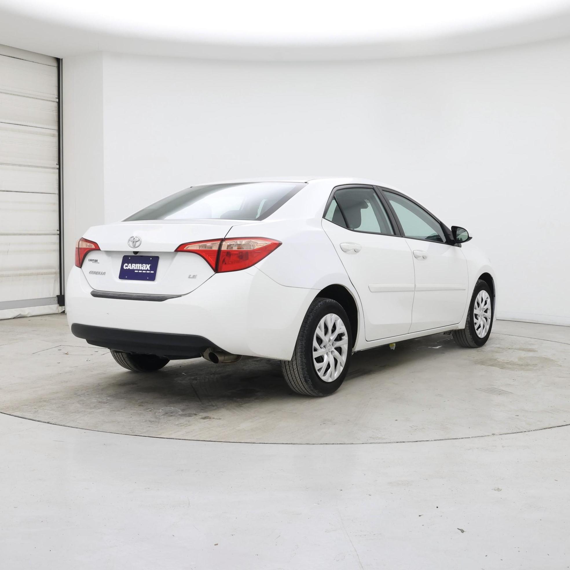 Thumbnail: 2017 Toyota Corolla - 8