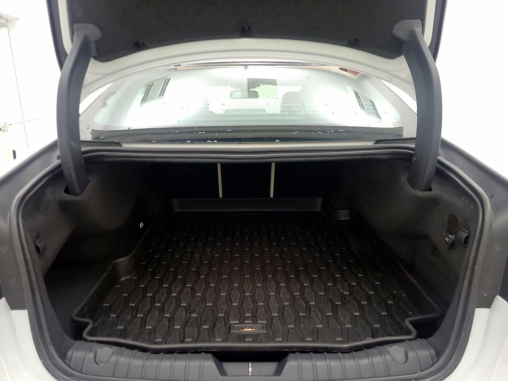 Thumbnail: 2016 Jaguar XF - 19