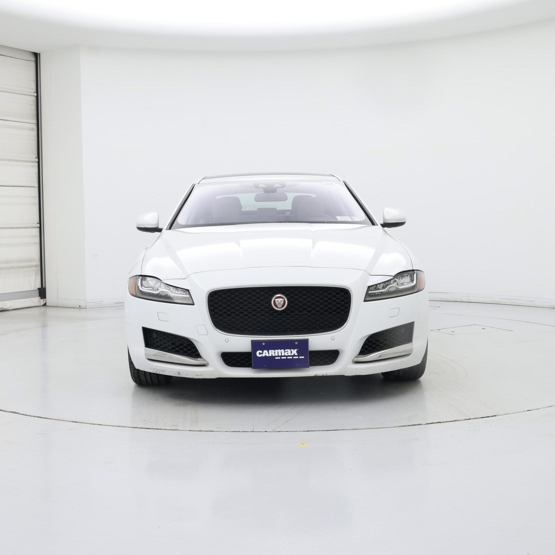 Thumbnail: 2016 Jaguar XF - 5