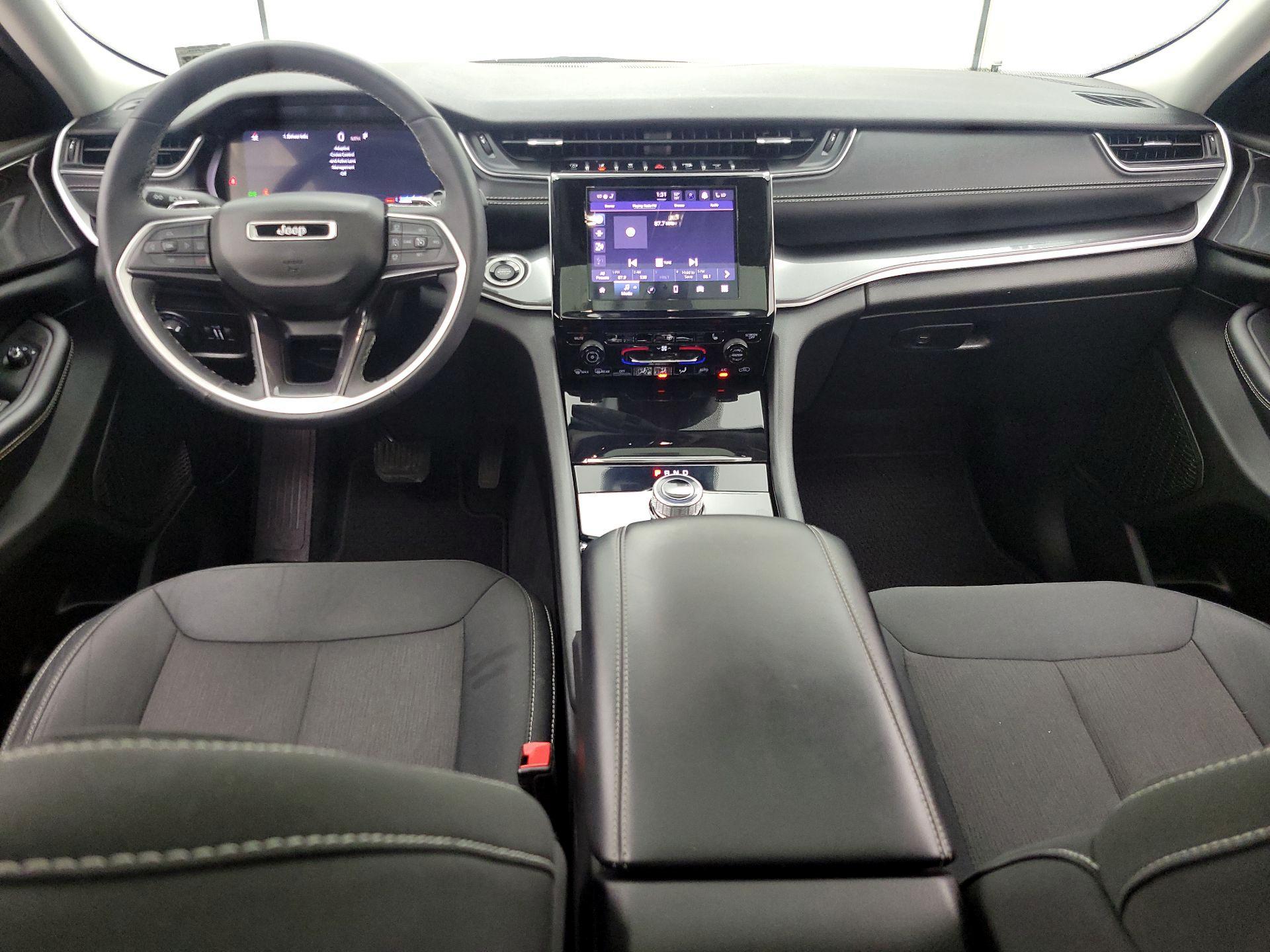 Thumbnail: 2023 Jeep Grand Cherokee - 9