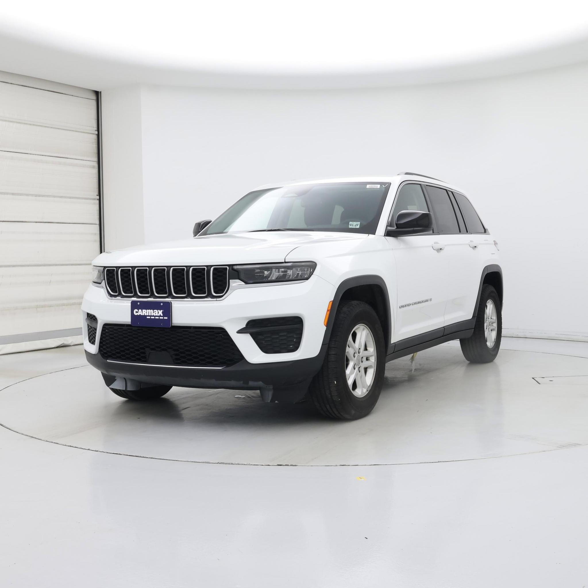 Thumbnail: 2023 Jeep Grand Cherokee - 4