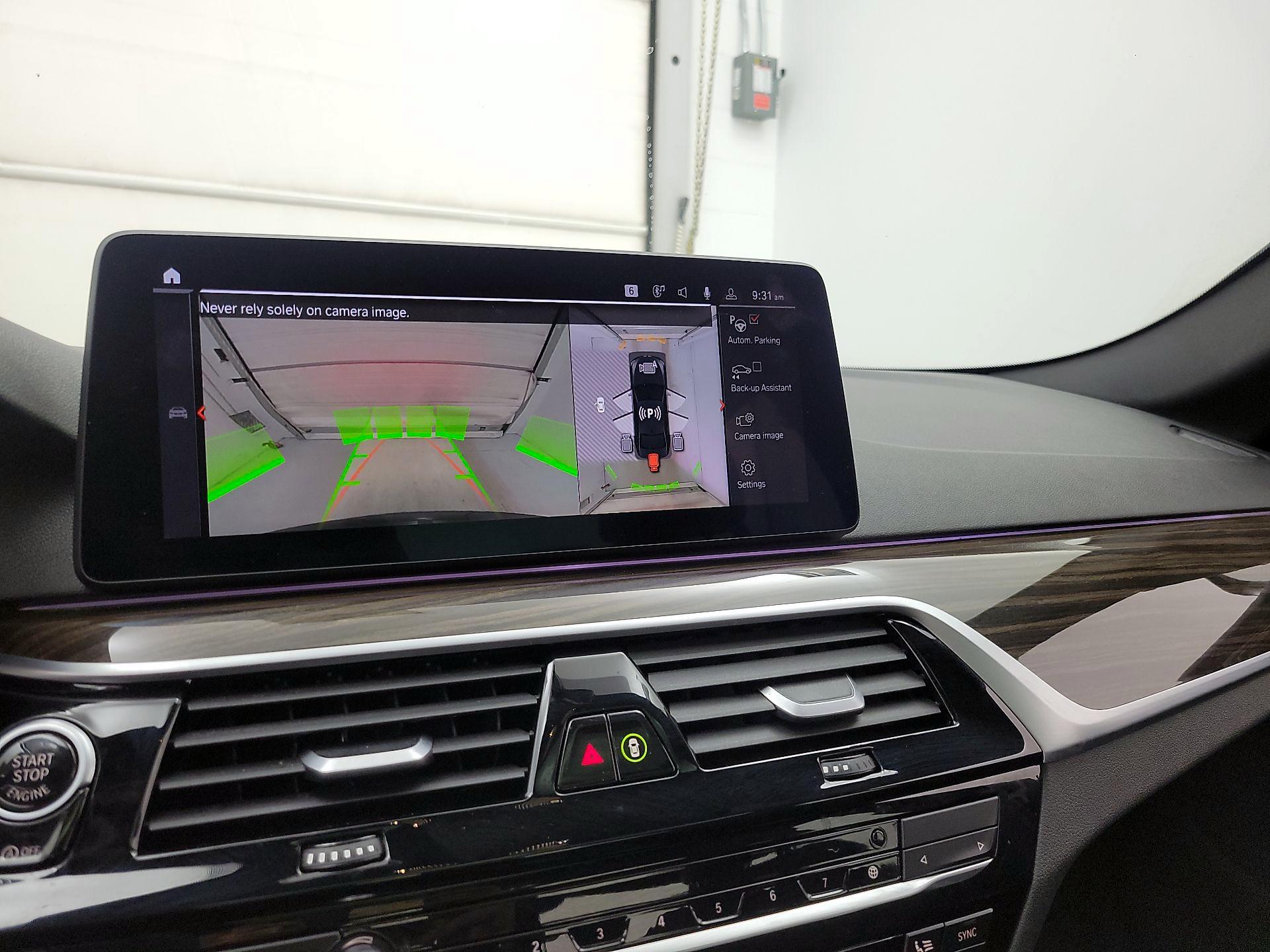 Thumbnail: 2021 BMW 5 Series - 14