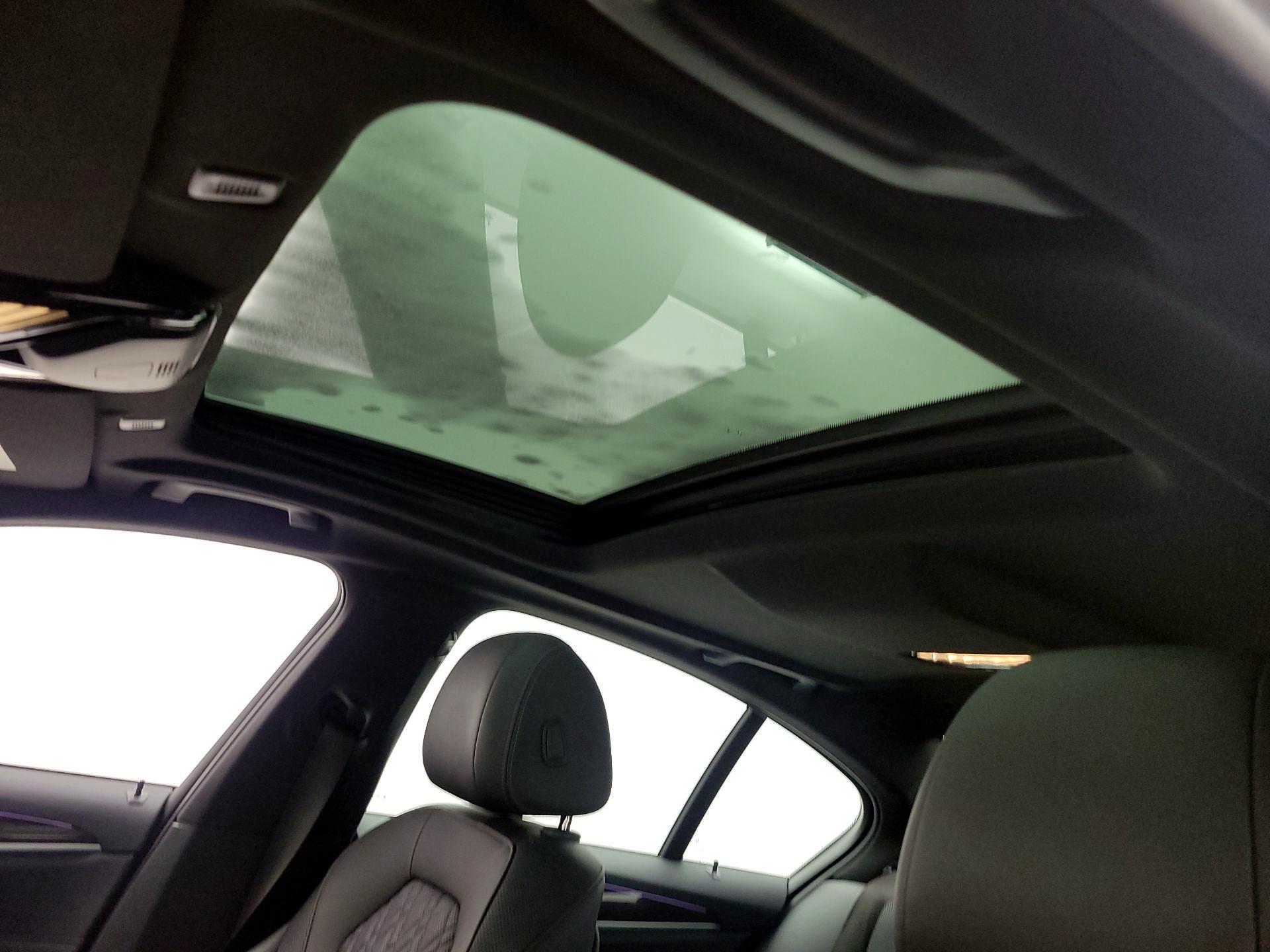 Thumbnail: 2021 BMW 5 Series - 19