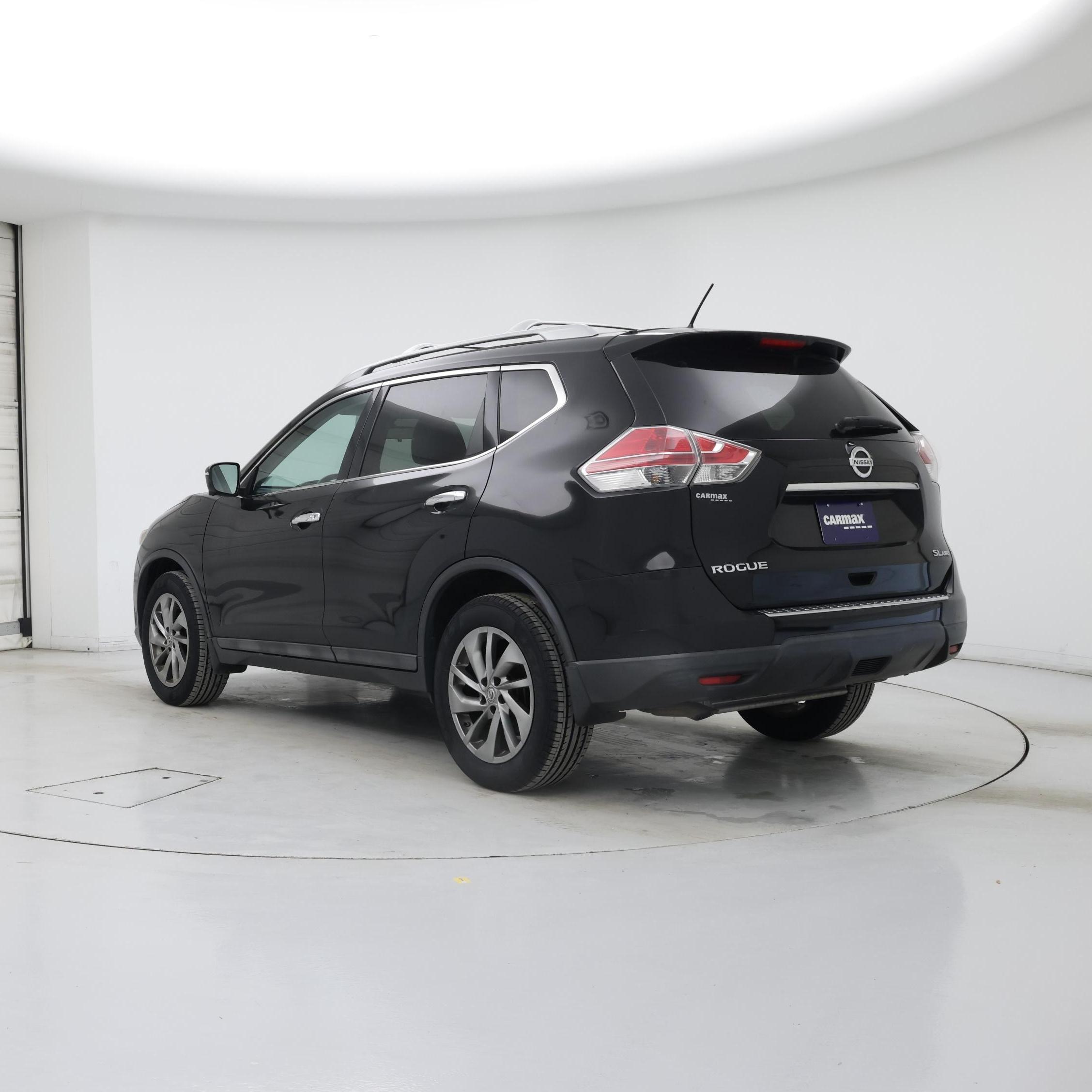 Thumbnail: 2015 Nissan Rogue - 2
