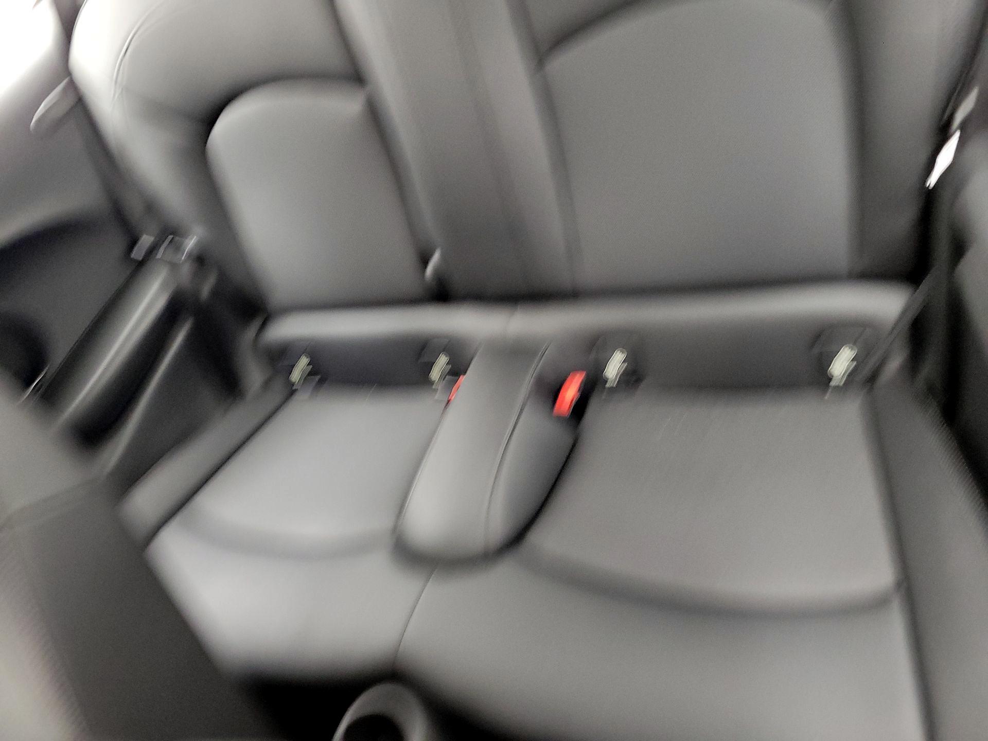 Thumbnail: 2018 MINI Cooper Hardtop - 19