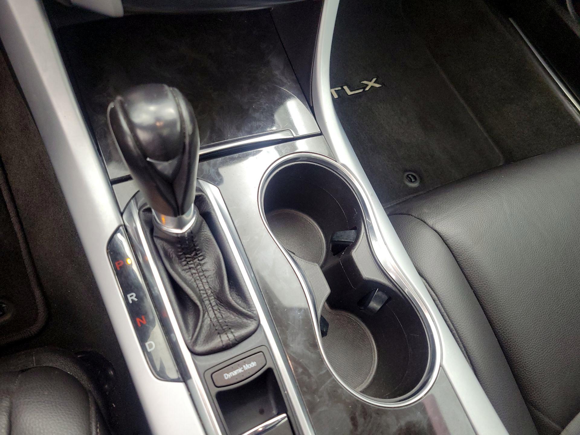 Thumbnail: 2019 Acura TLX - 17