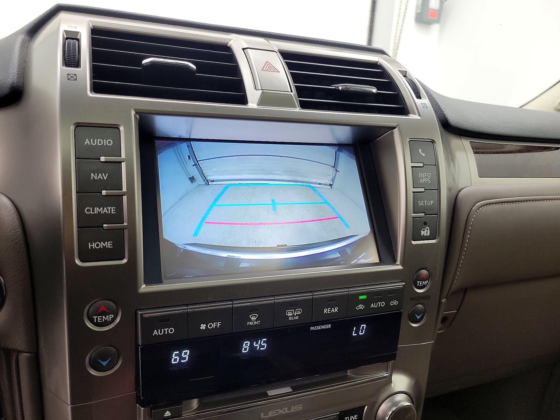 Thumbnail: 2018 Lexus GX - 15