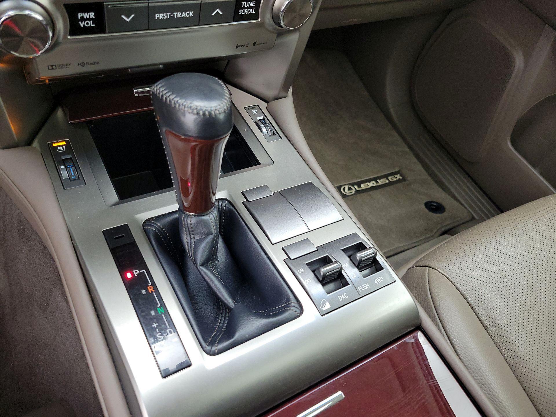 Thumbnail: 2018 Lexus GX - 18