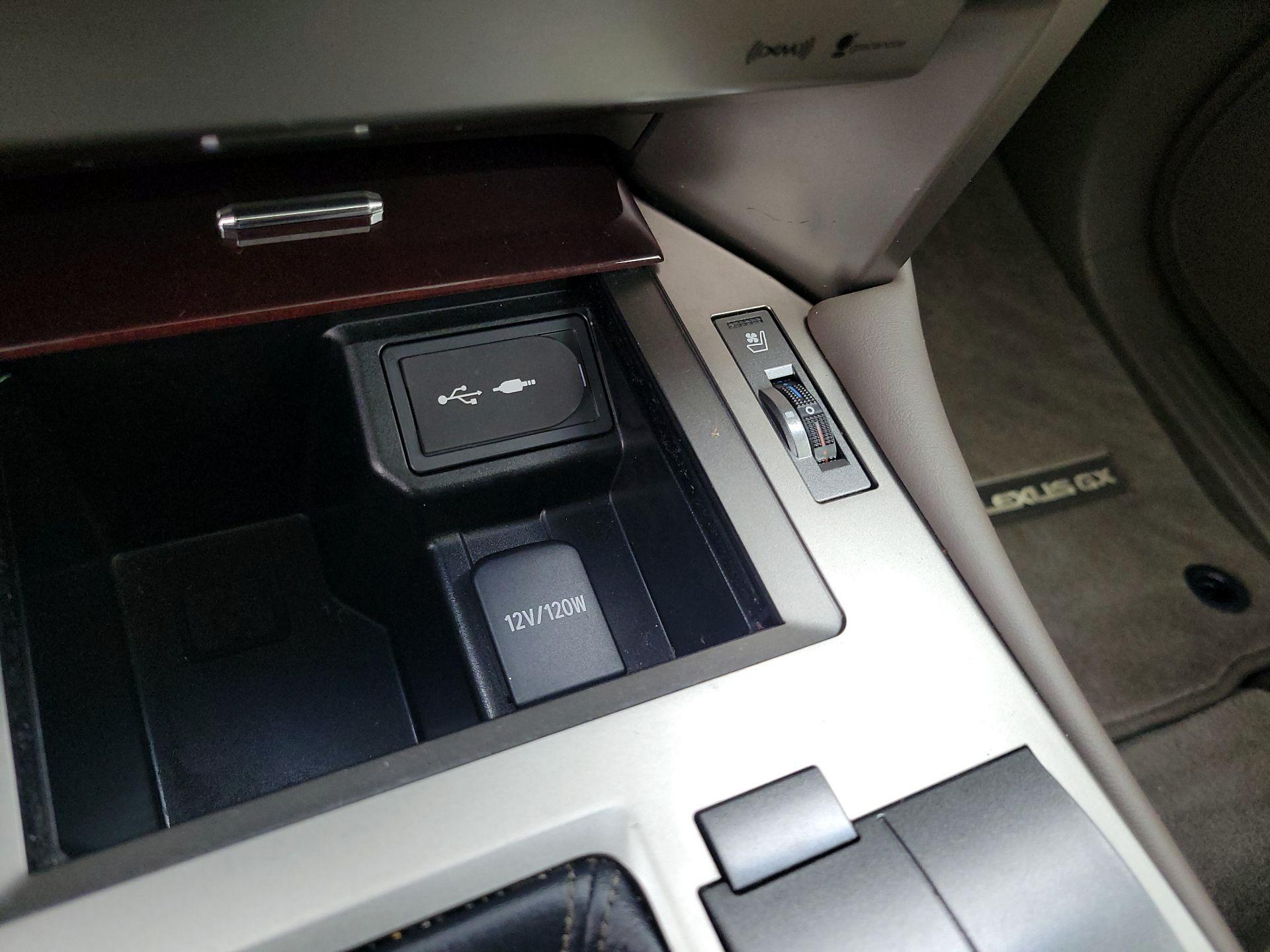 Thumbnail: 2018 Lexus GX - 19