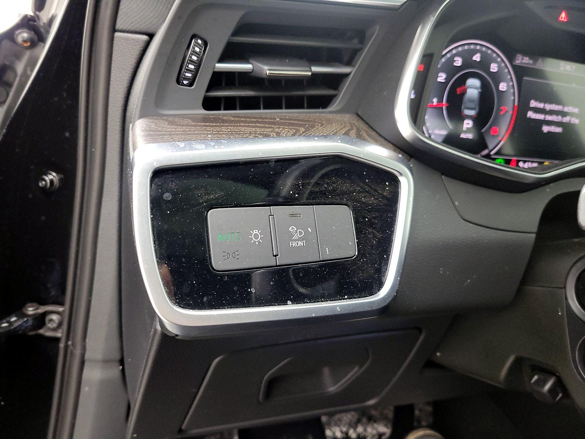 Thumbnail: 2021 Audi A6 - 13