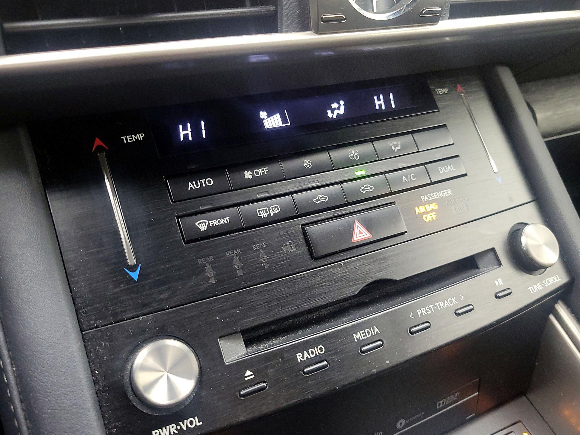 Thumbnail: 2017 Lexus IS - 17