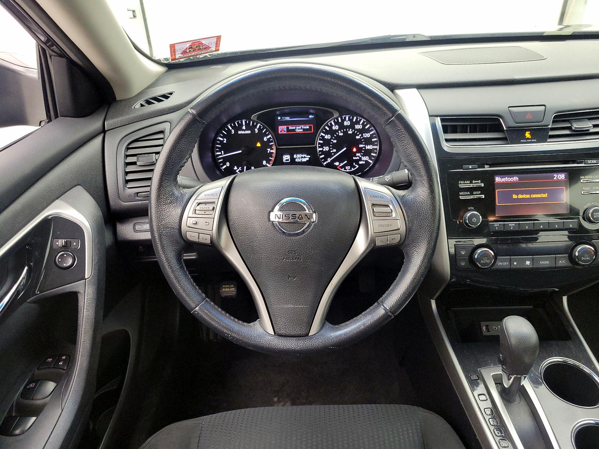 Thumbnail: 2014 Nissan Altima - 10
