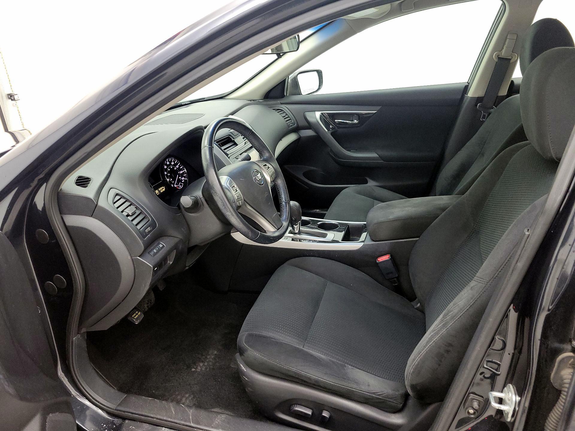 Thumbnail: 2014 Nissan Altima - 11