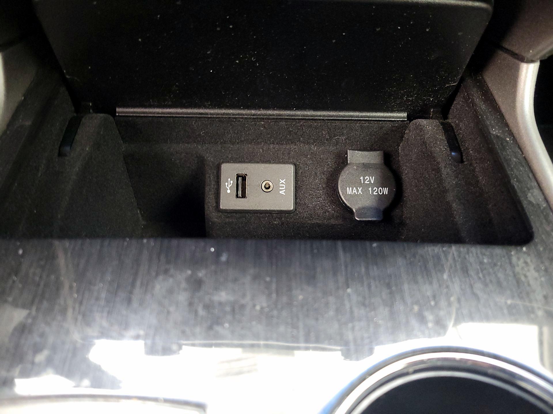 Thumbnail: 2014 Nissan Altima - 18