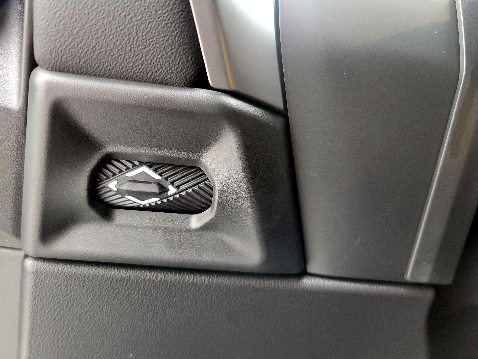 Thumbnail: 2026 BMW X3 - 13