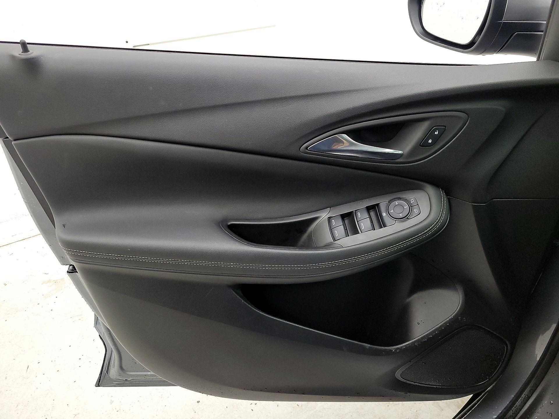 Thumbnail: 2023 Buick Encore GX - 12