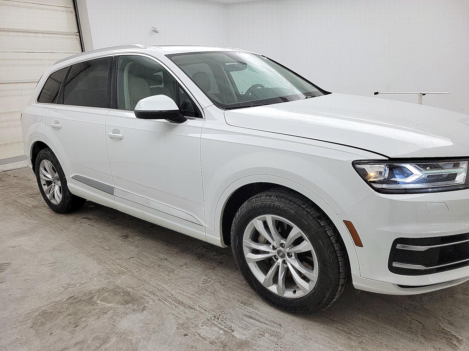 Thumbnail: 2019 Audi Q7 - 4