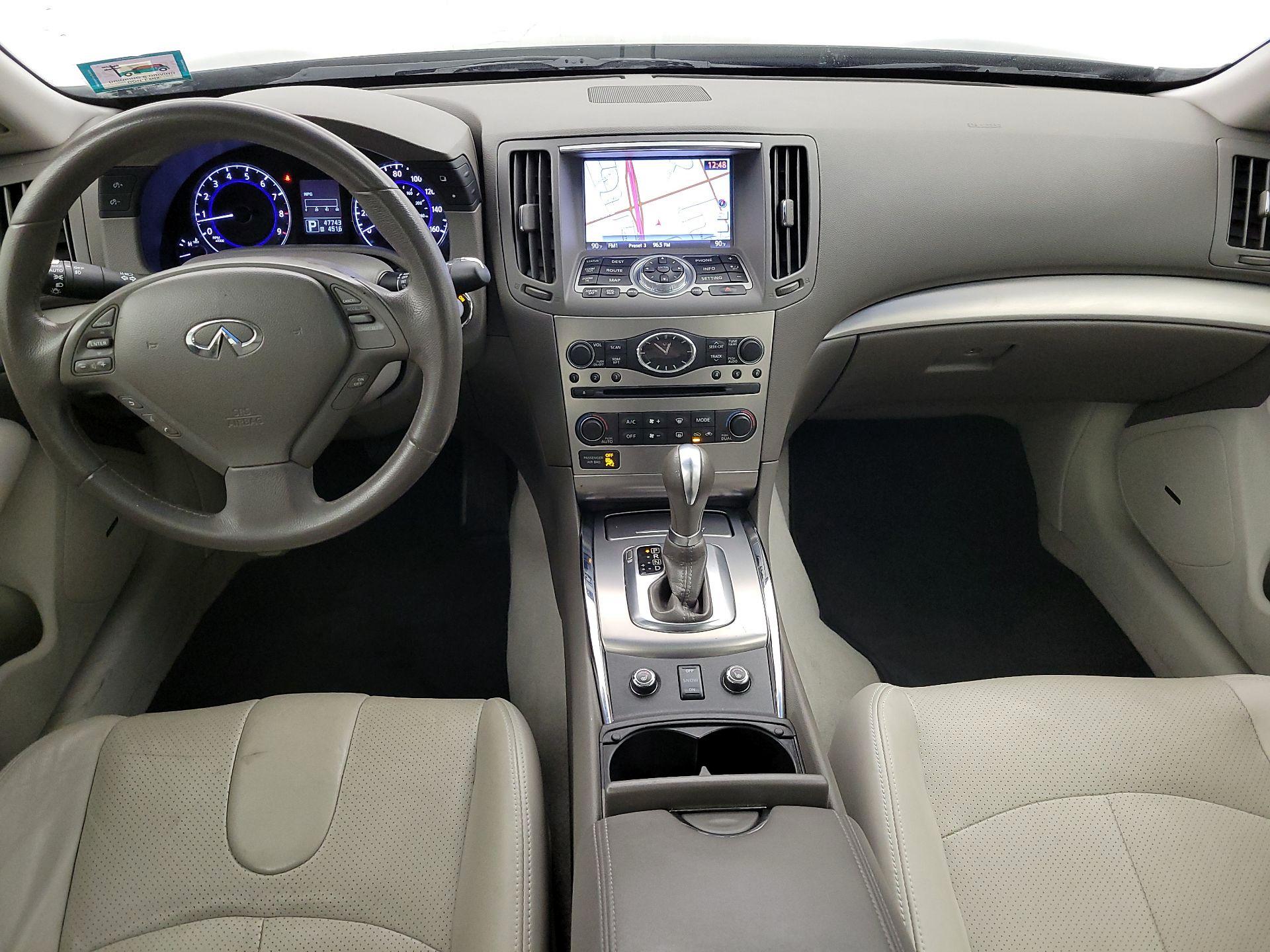 Thumbnail: 2015 INFINITI  - 9