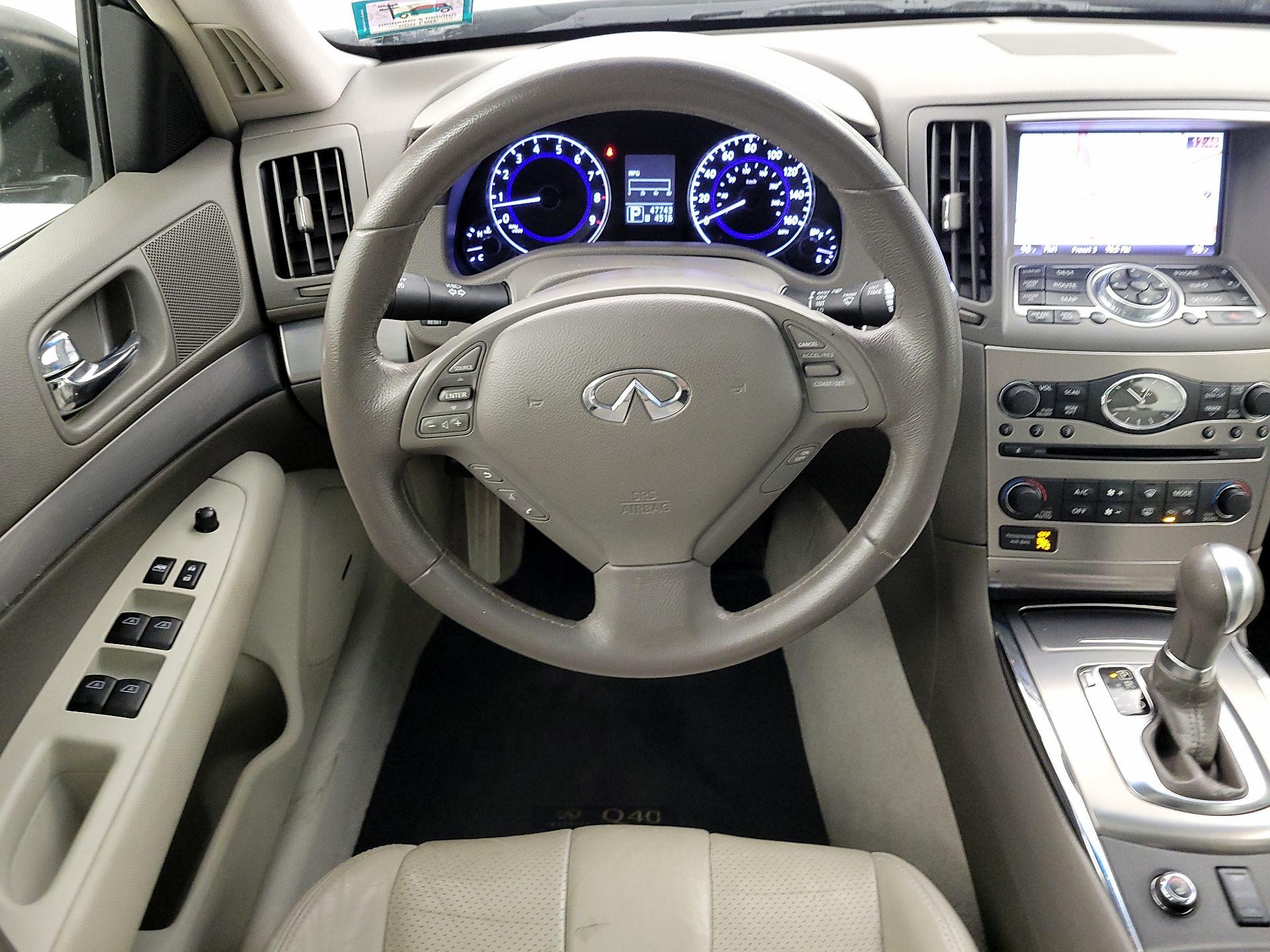 Thumbnail: 2015 INFINITI  - 10