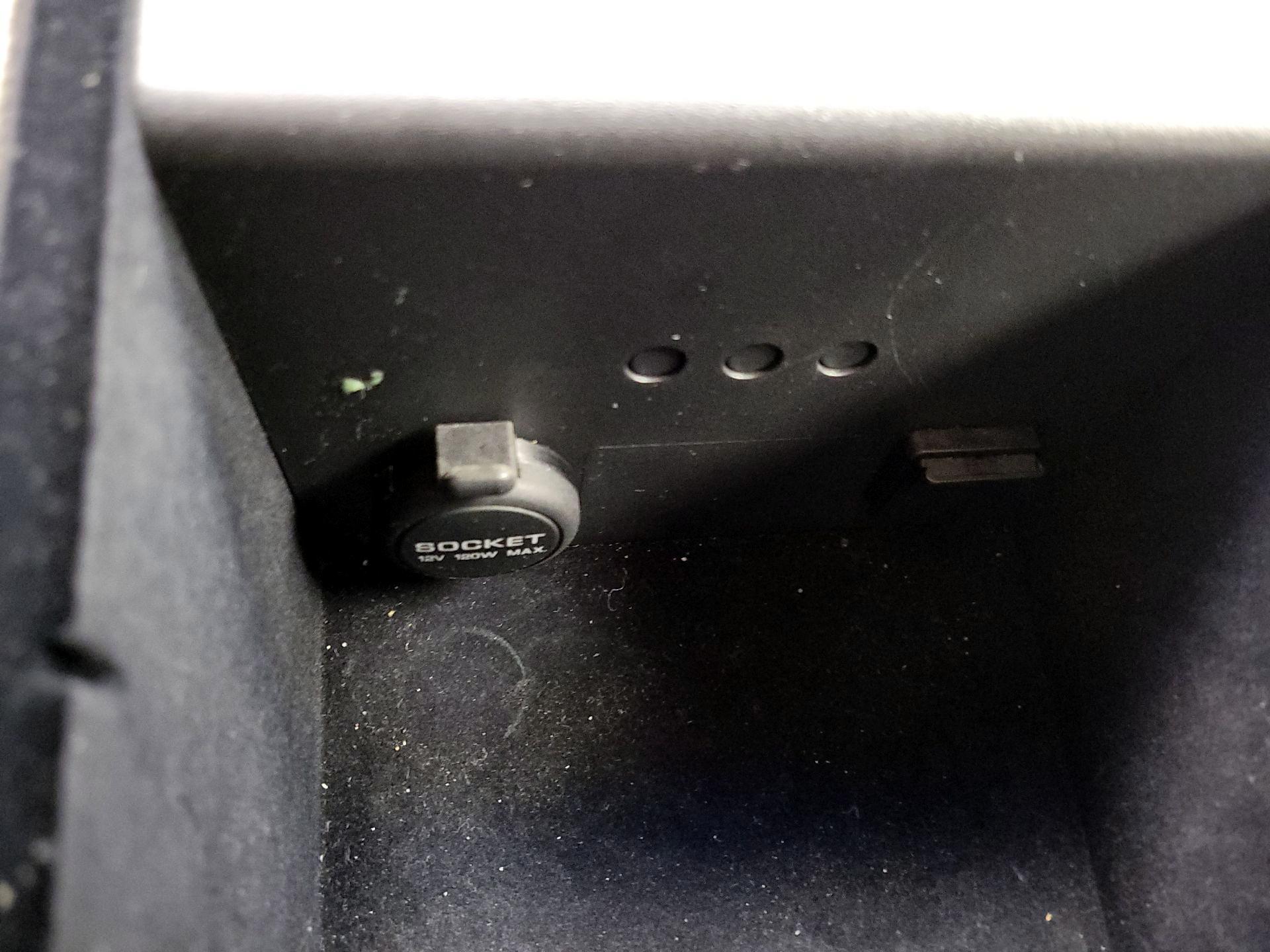 Thumbnail: 2015 INFINITI  - 19