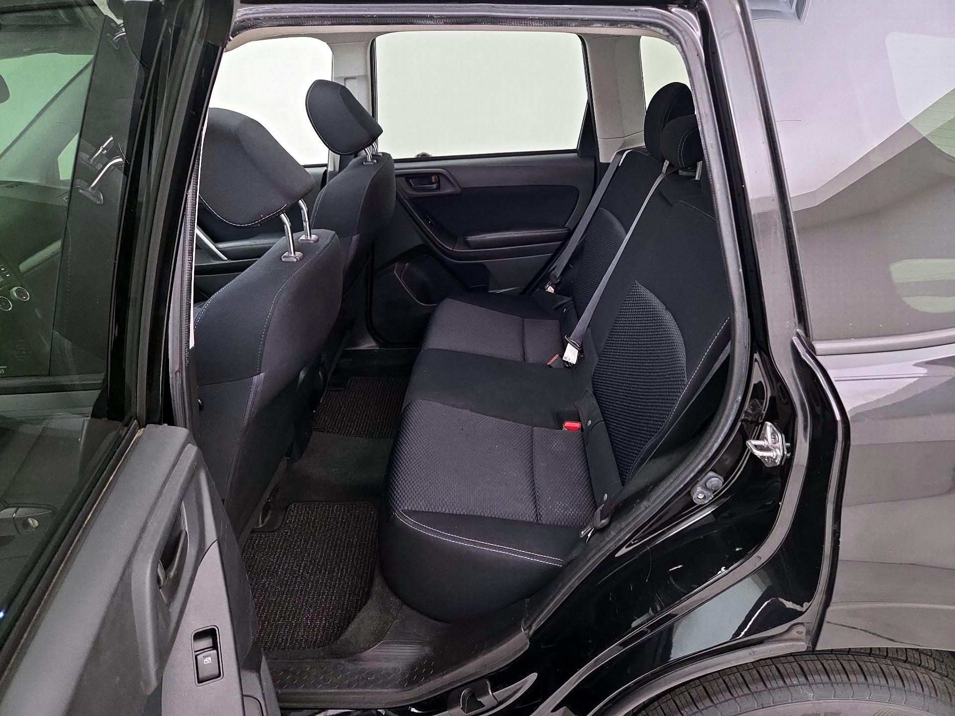 Thumbnail: 2016 Subaru Forester - 19