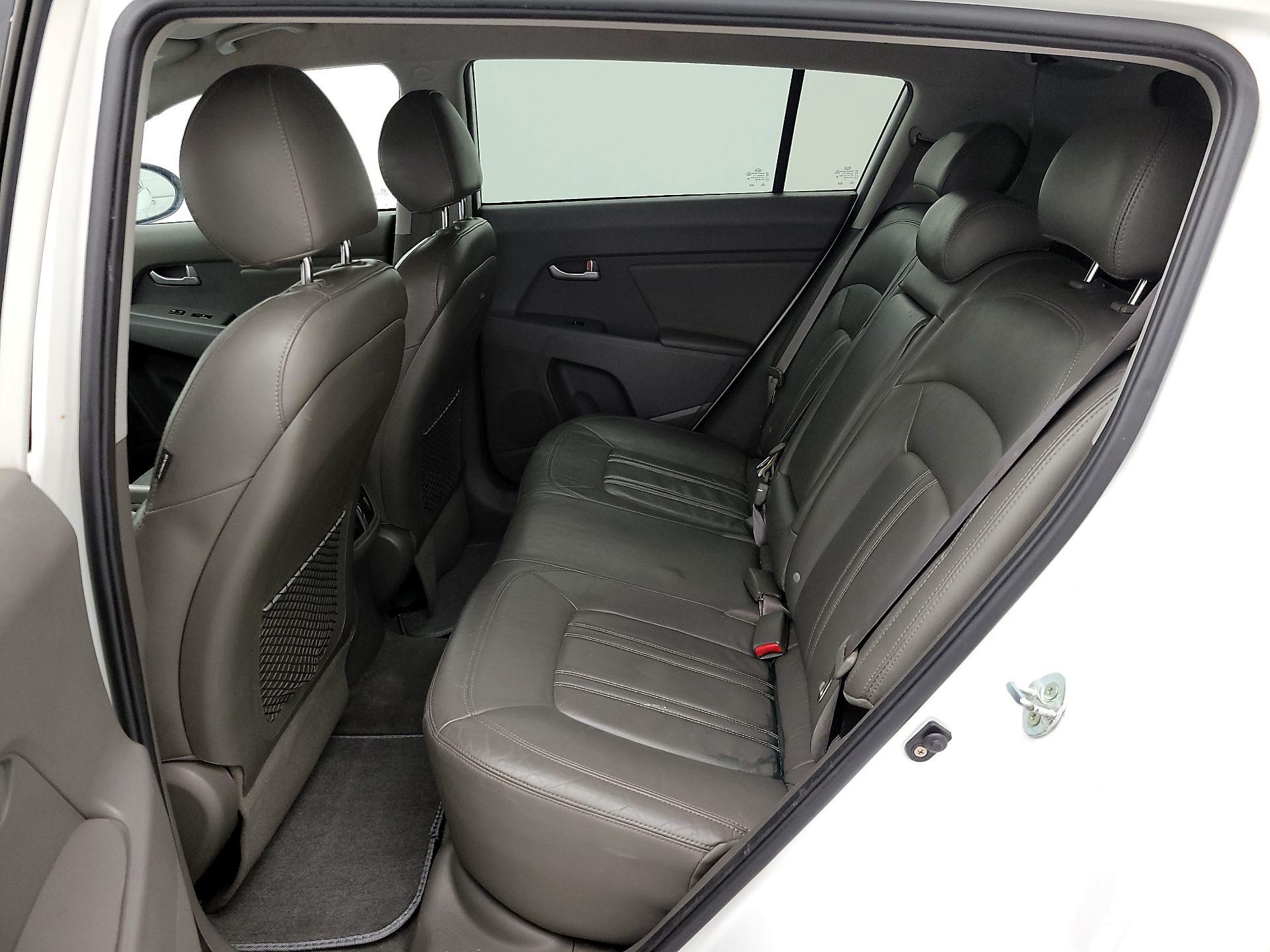 Thumbnail: 2016 Kia Sportage - 19