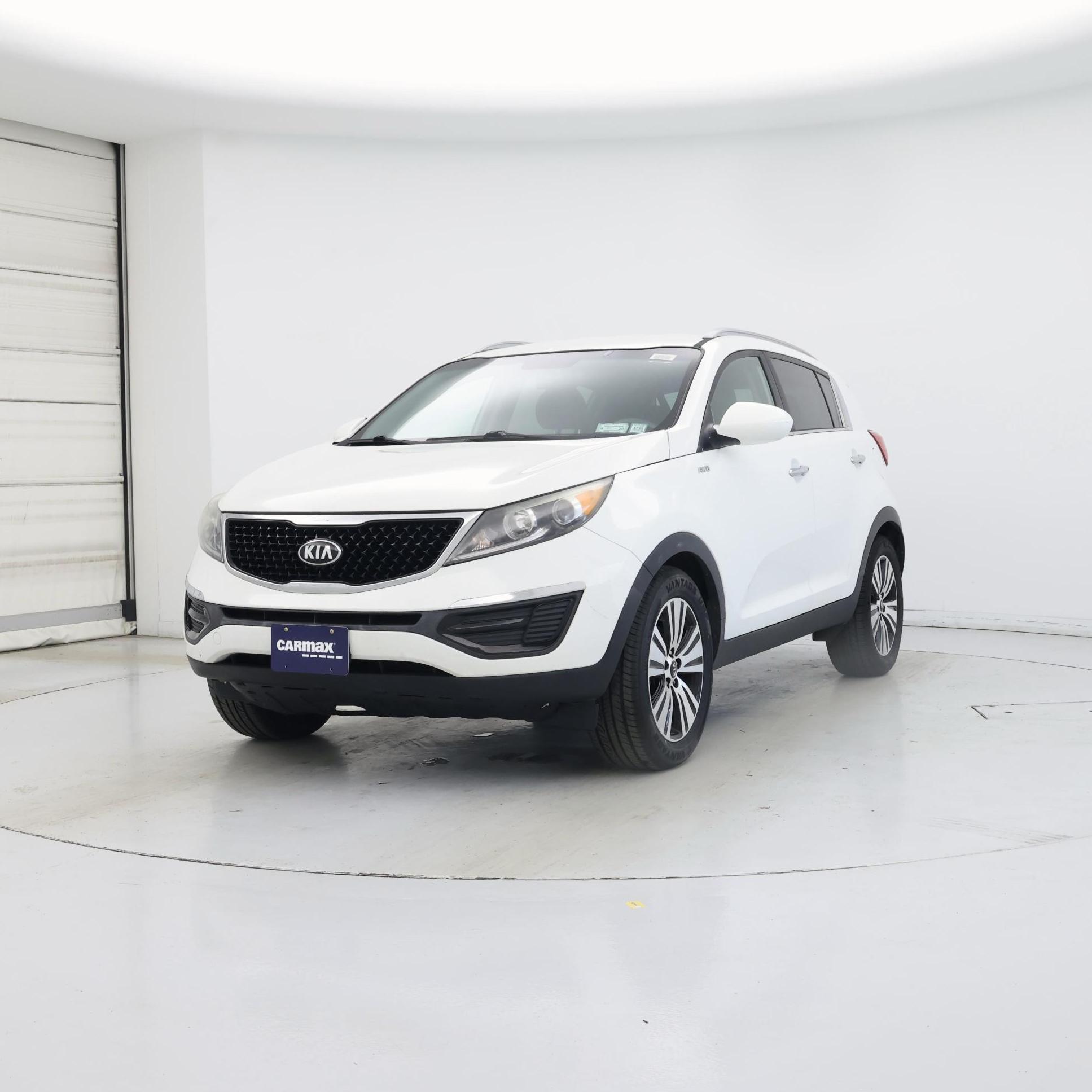 Thumbnail: 2016 Kia Sportage - 4