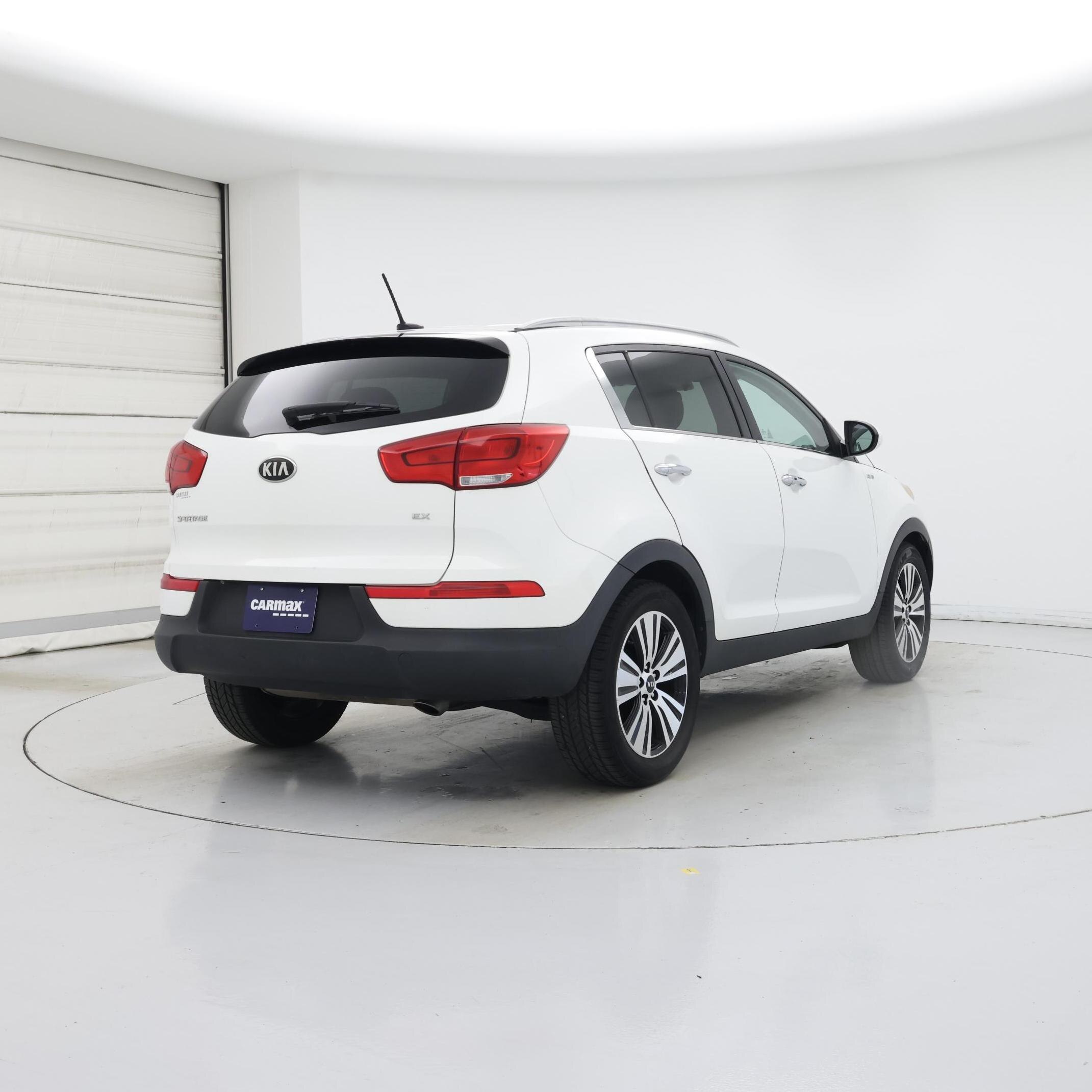 Thumbnail: 2016 Kia Sportage - 8