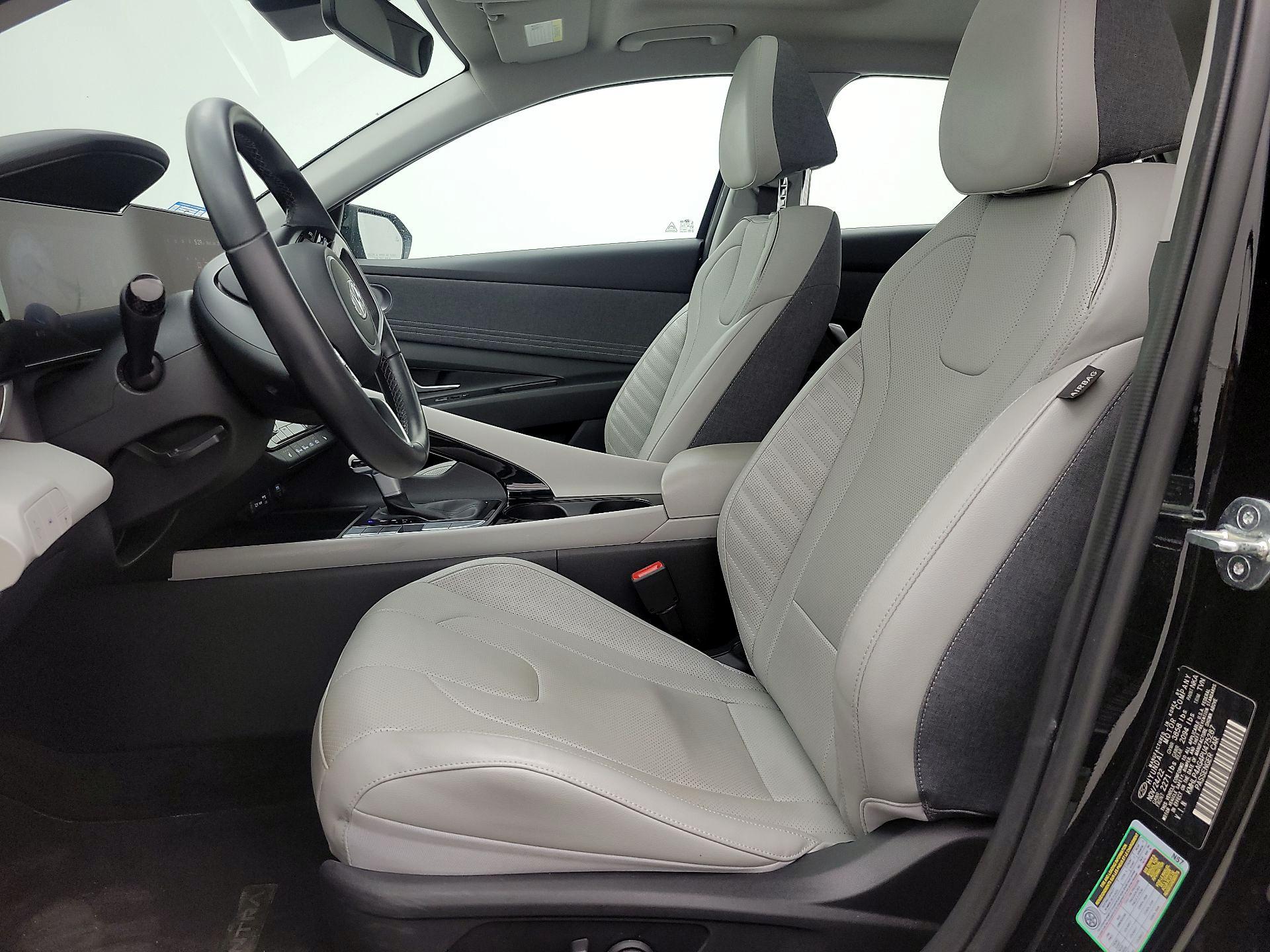 Thumbnail: 2023 Hyundai Elantra - 11