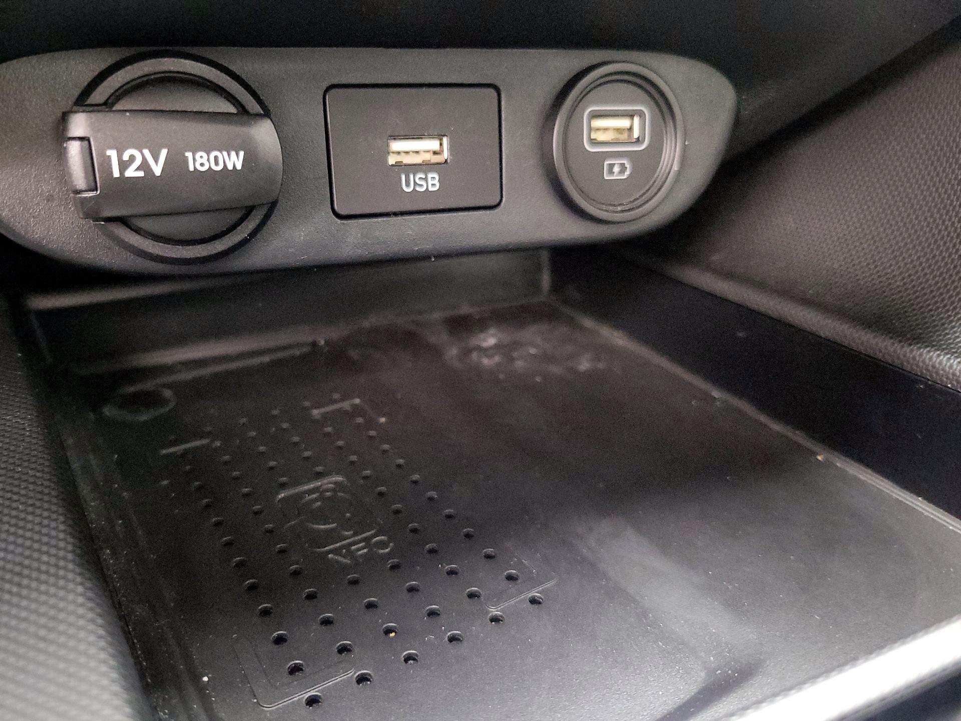 Thumbnail: 2023 Hyundai Elantra - 18