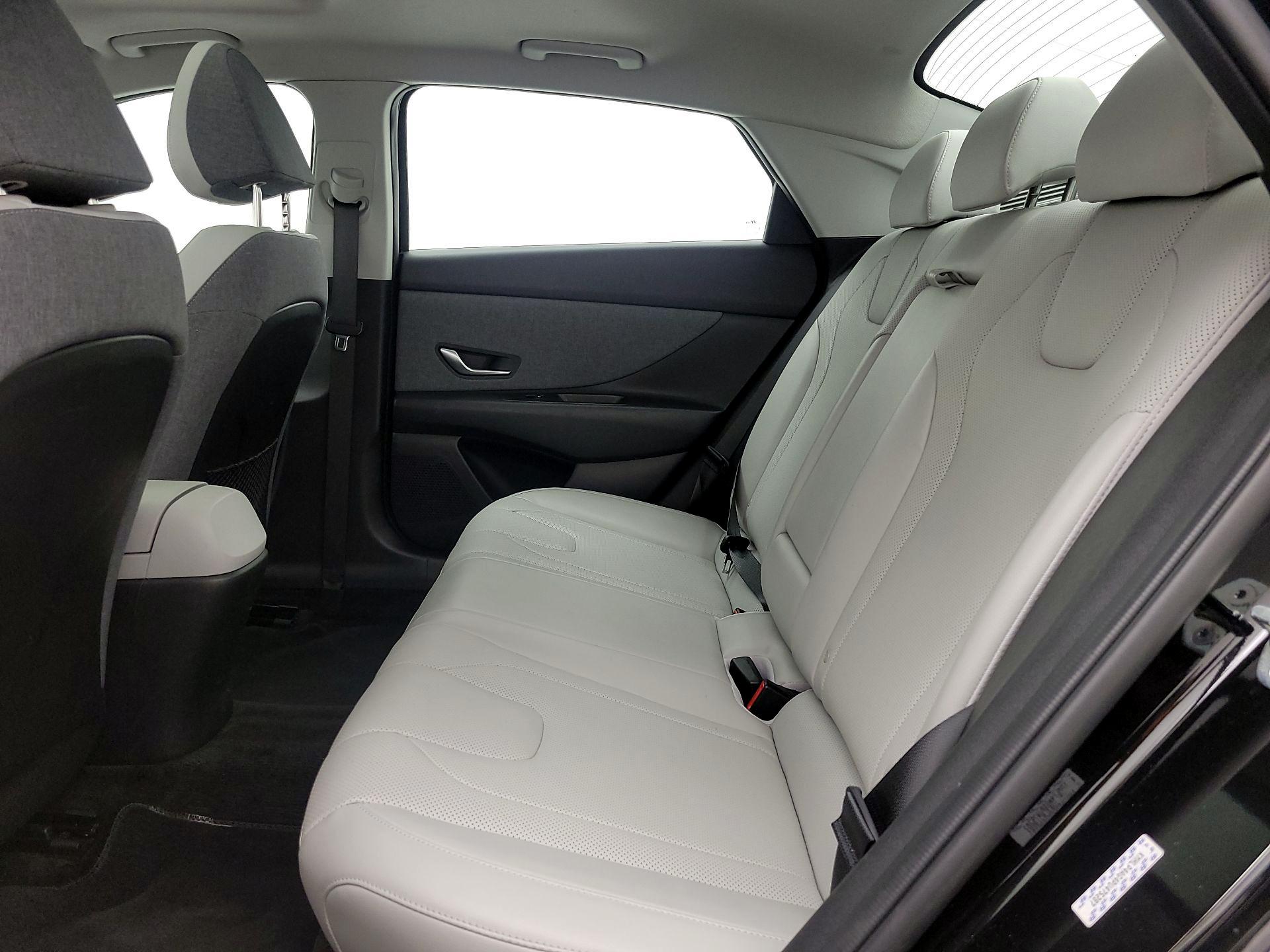 Thumbnail: 2023 Hyundai Elantra - 20