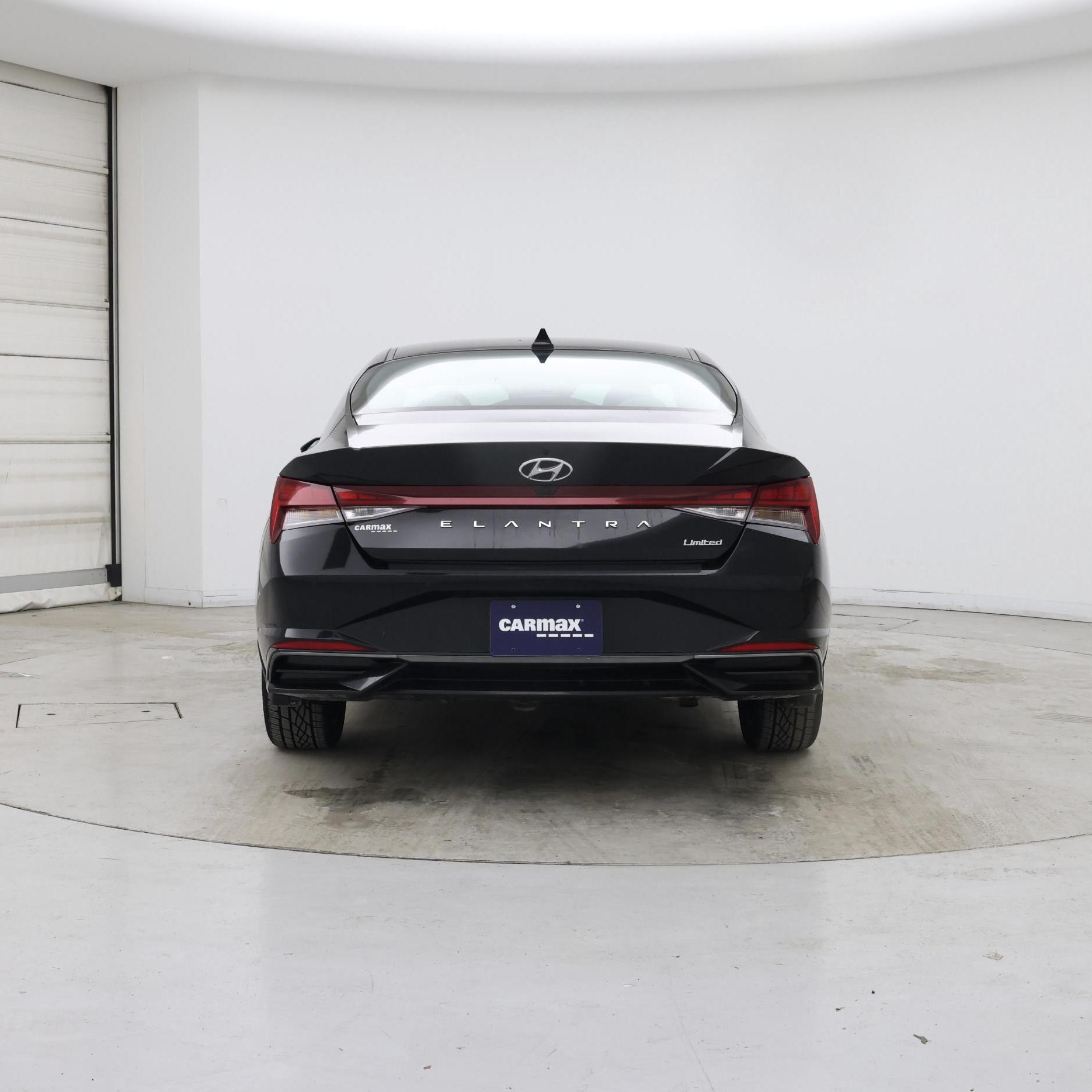 Thumbnail: 2023 Hyundai Elantra - 6