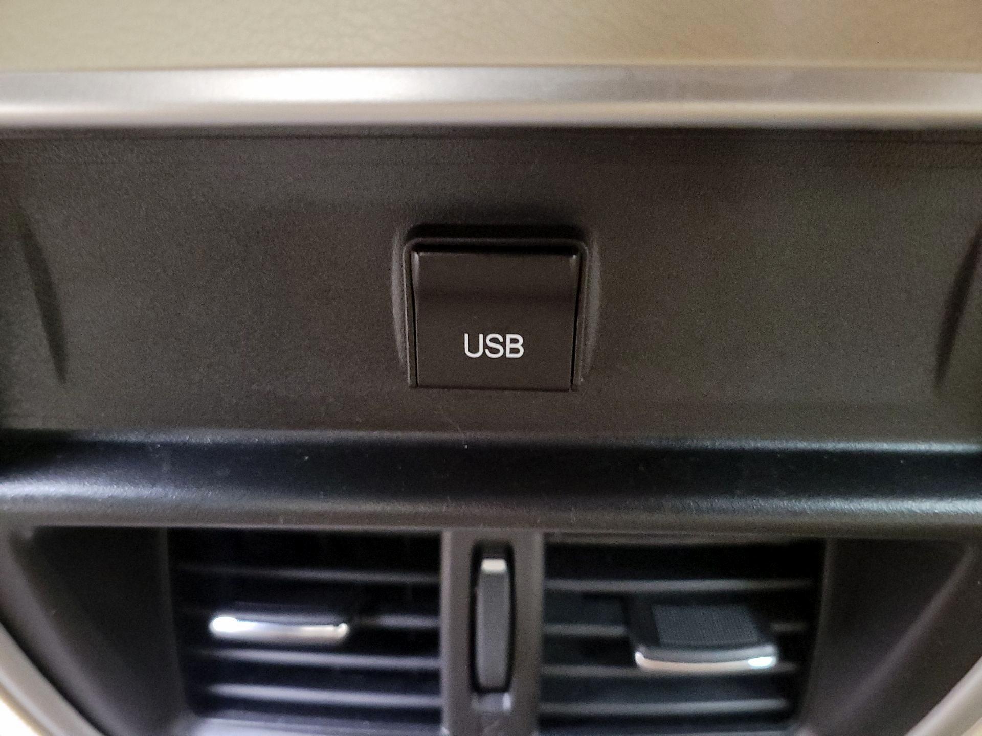 Thumbnail: 2015 Nissan Murano - 19