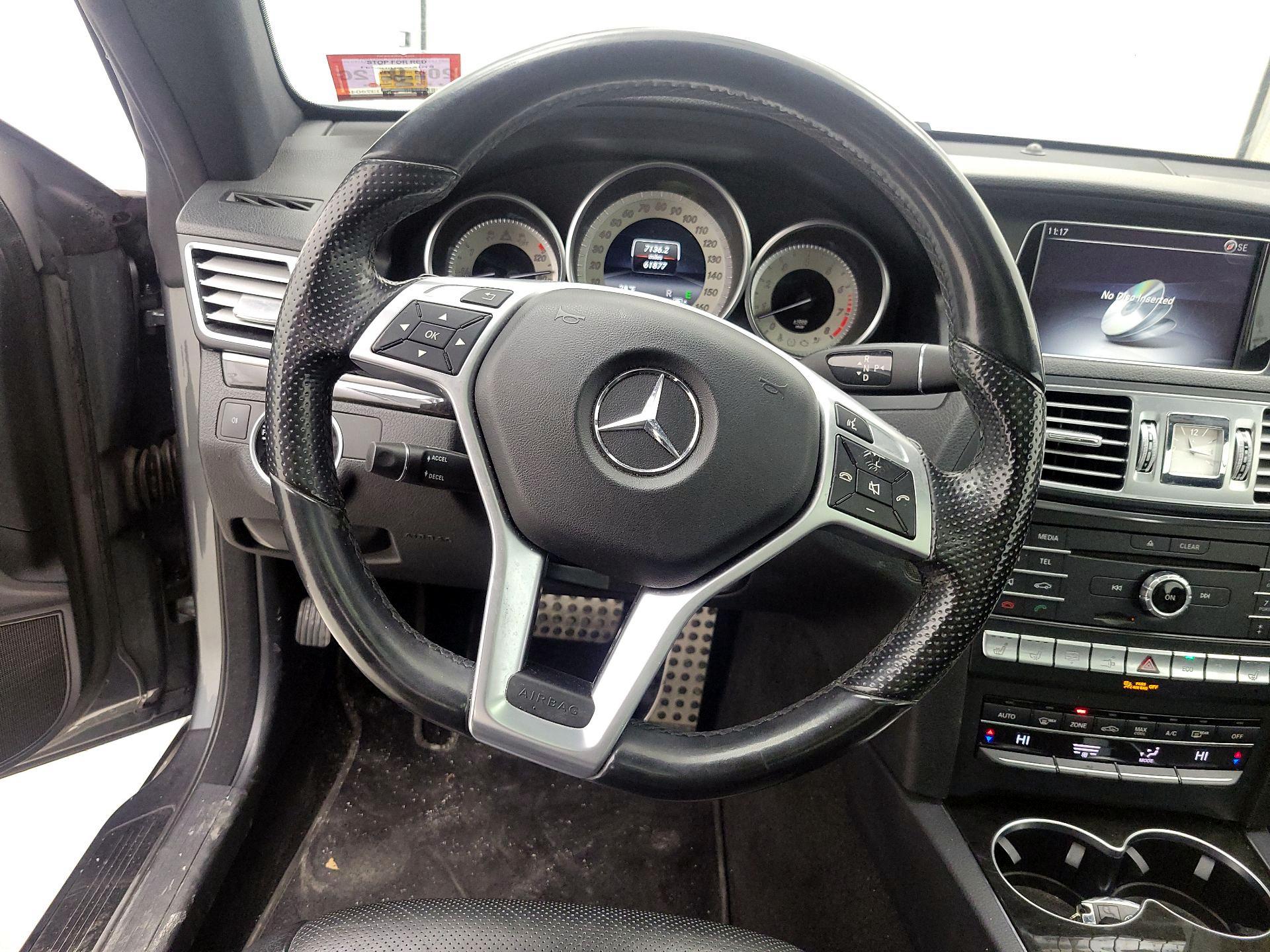 Thumbnail: 2017 Mercedes-Benz E-Class - 10