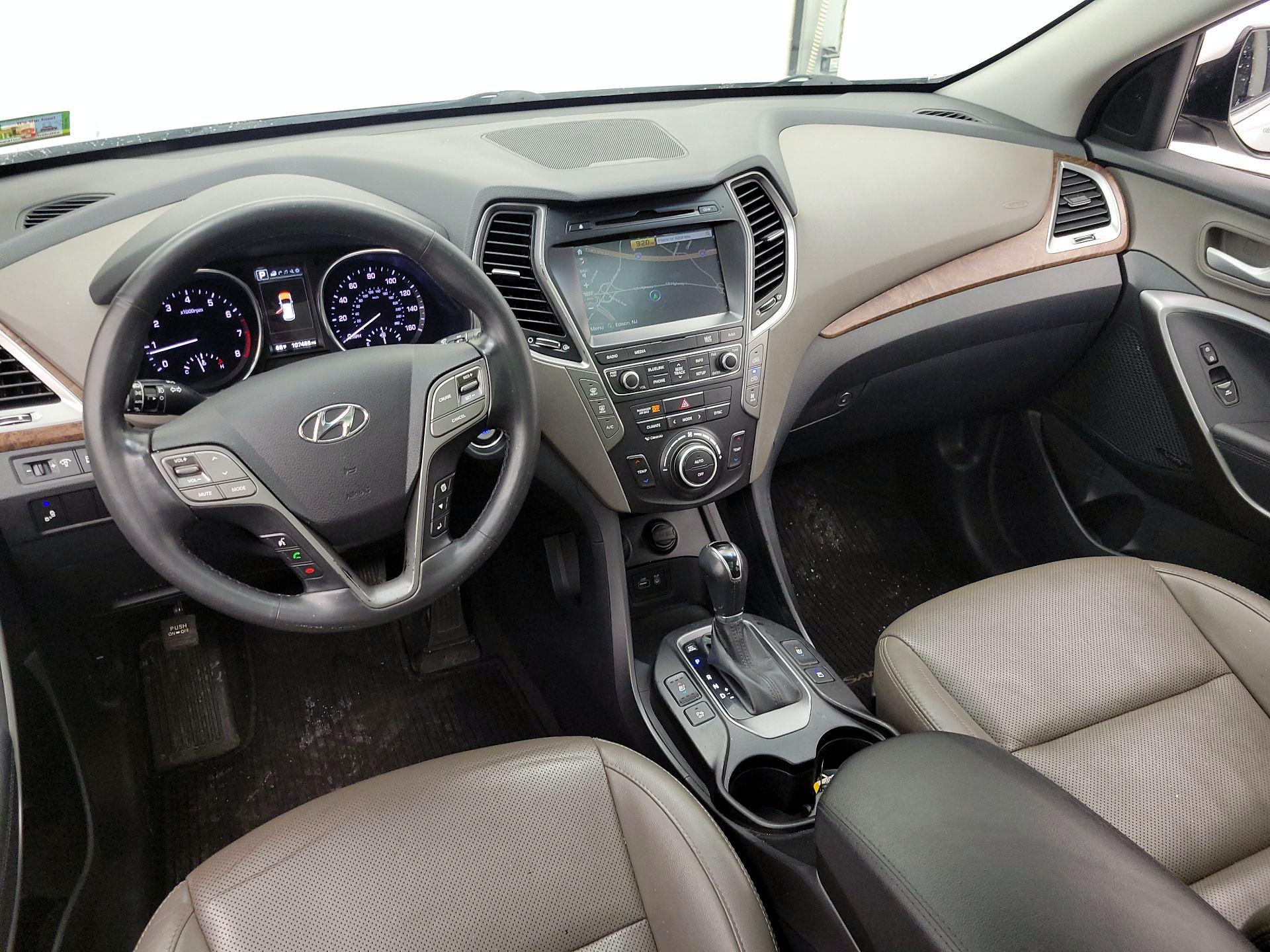 Thumbnail: 2017 Hyundai Santa Fe - 9