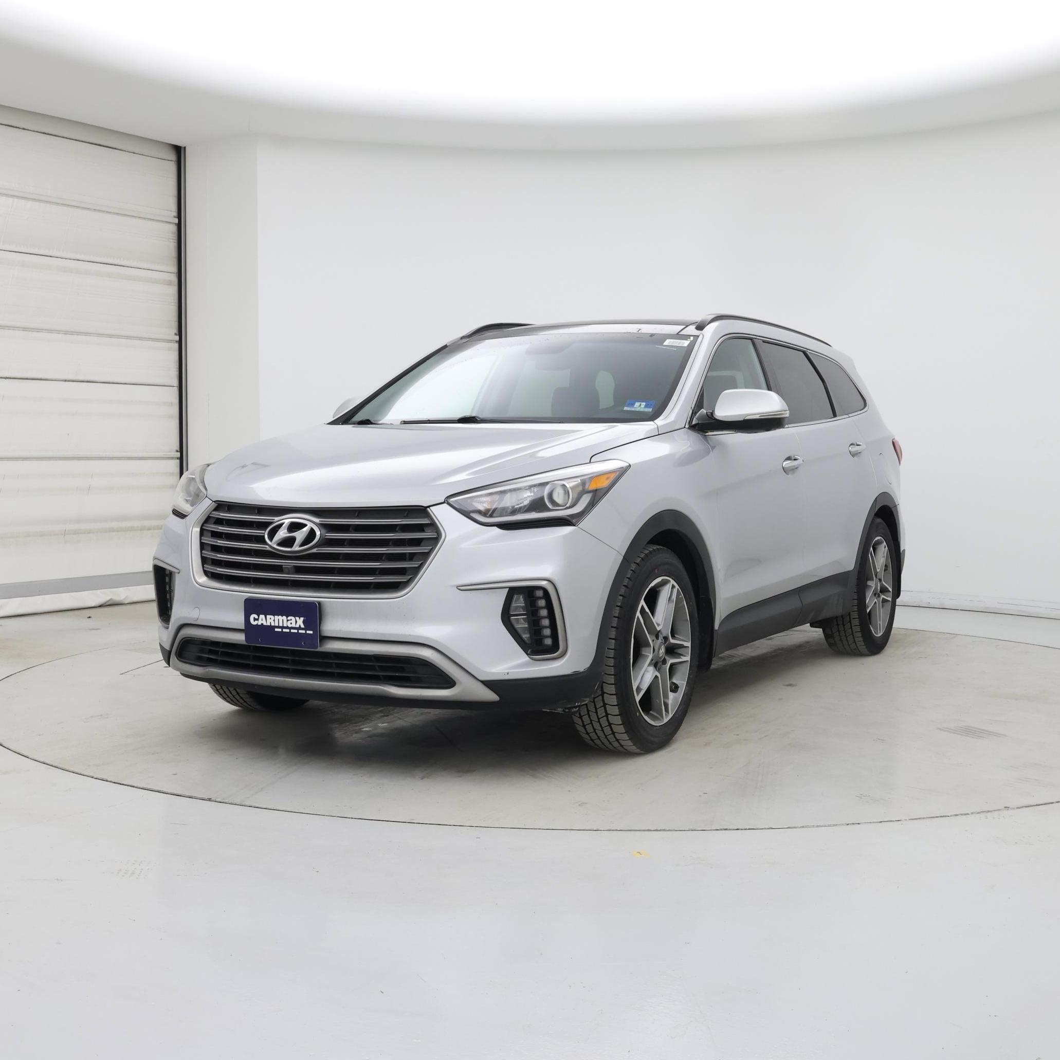 Thumbnail: 2017 Hyundai Santa Fe - 4