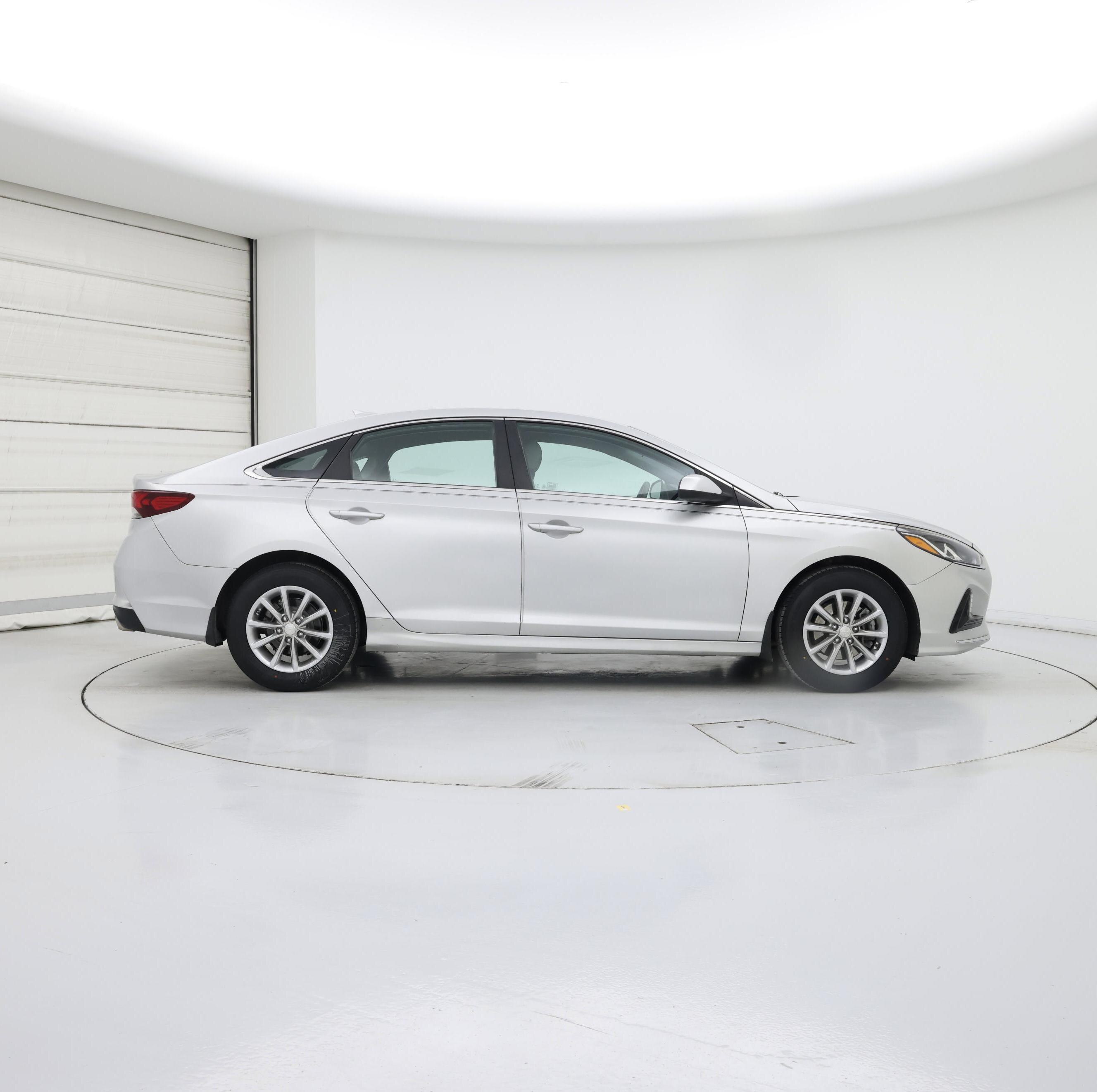 Thumbnail: 2019 Hyundai Sonata - 7