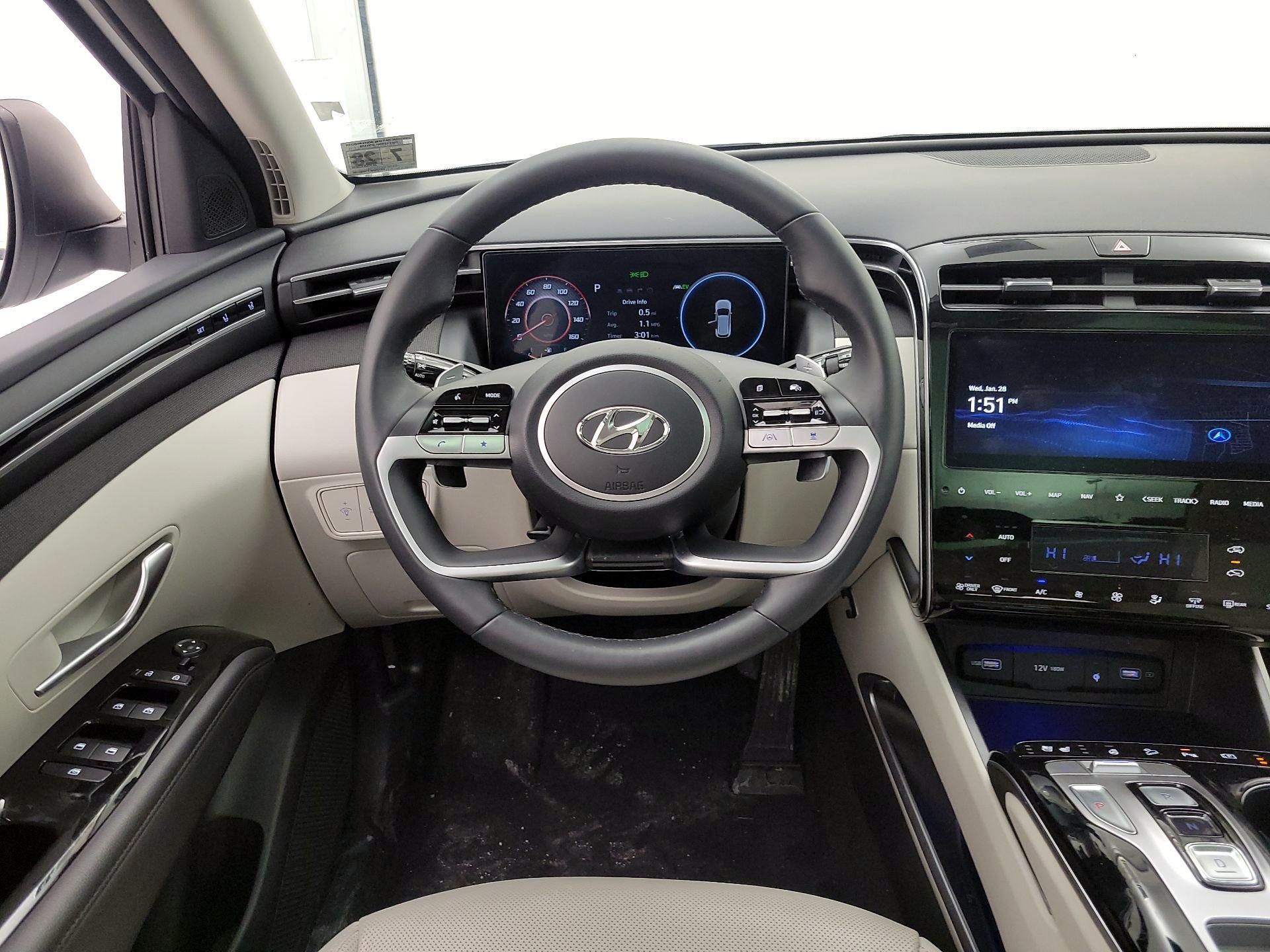 Thumbnail: 2023 Hyundai Tucson - 10