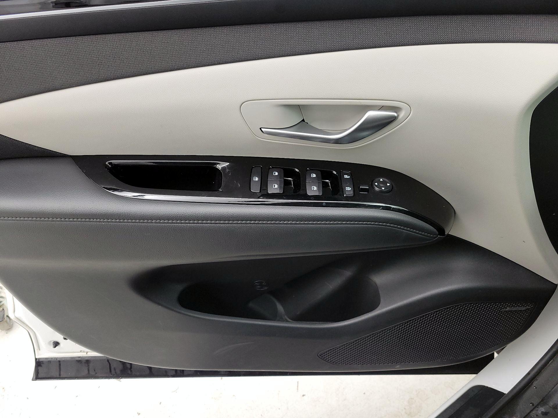 Thumbnail: 2023 Hyundai Tucson - 12