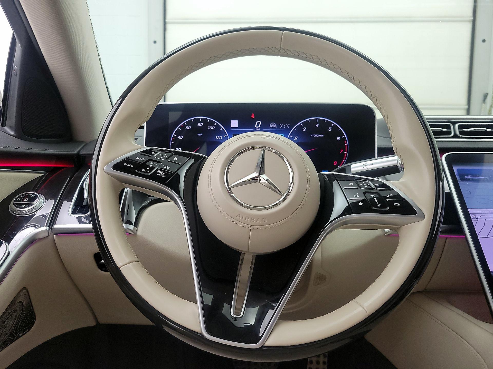 Thumbnail: 2023 Mercedes-Benz S-Class - 10