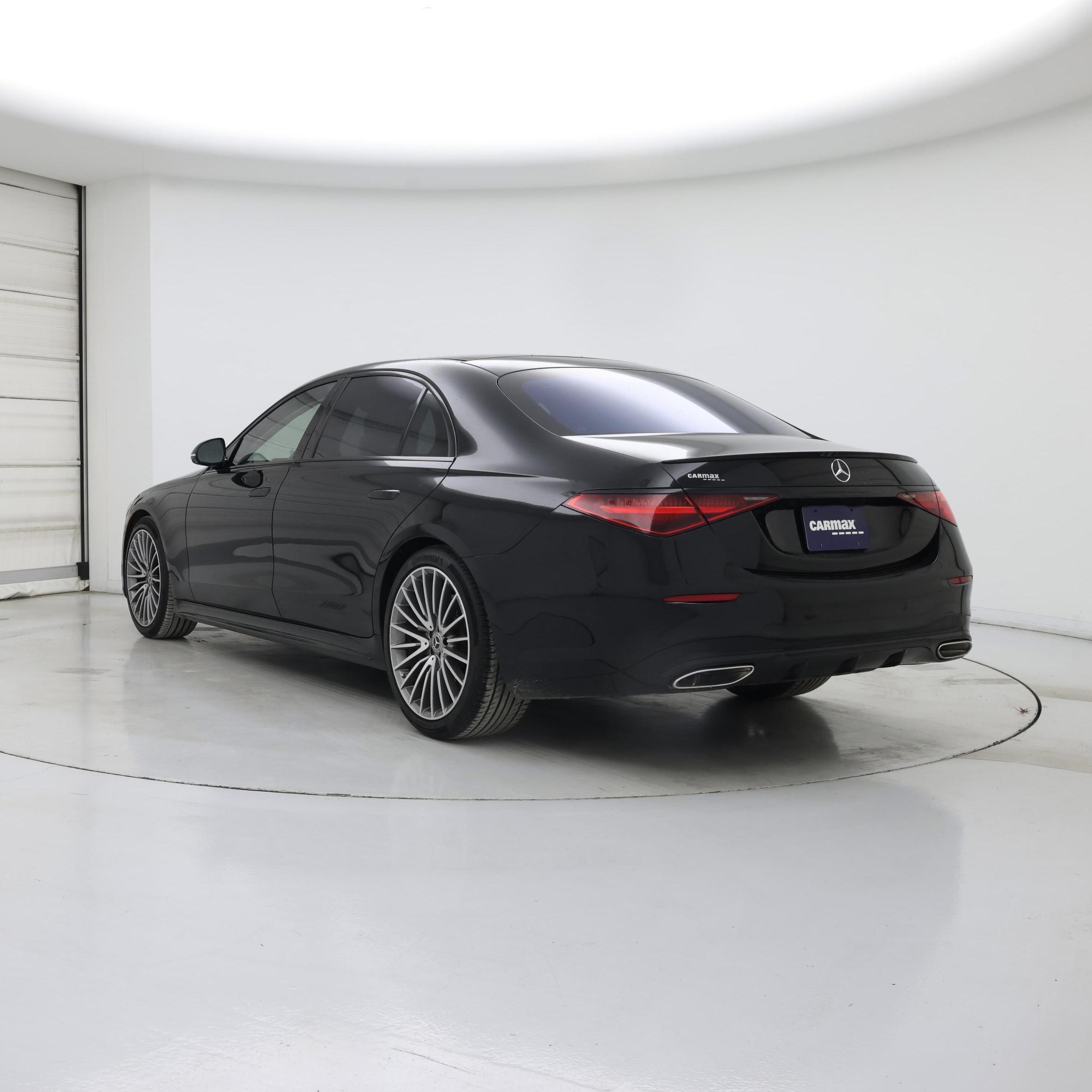 Thumbnail: 2023 Mercedes-Benz S-Class - 2