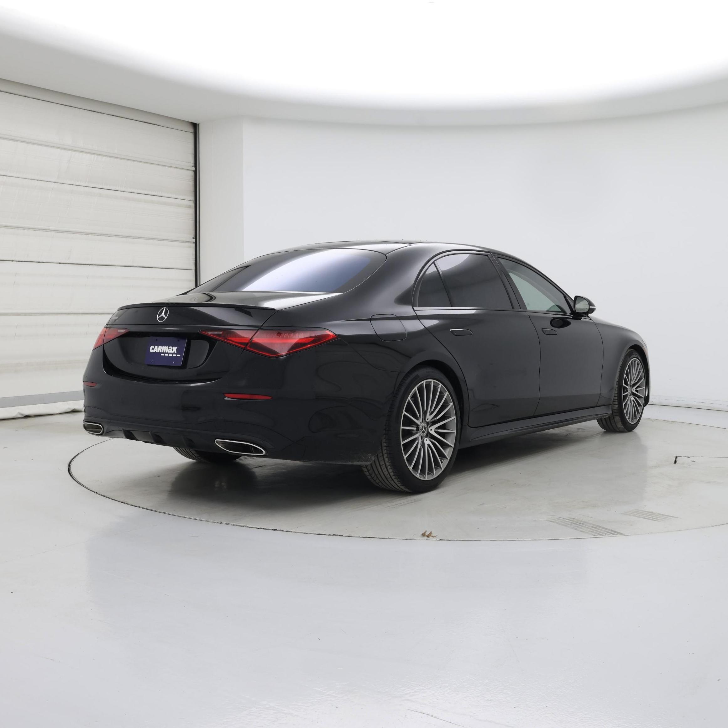 Thumbnail: 2023 Mercedes-Benz S-Class - 8